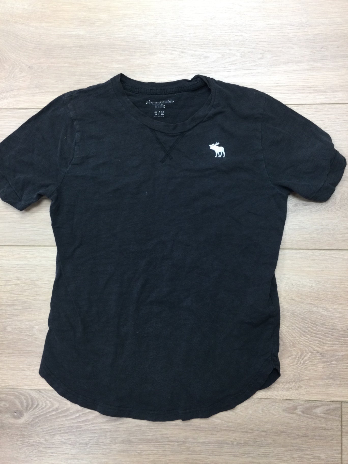 Abercrombie Kids Boys Shirt 11/12 Black/Gray