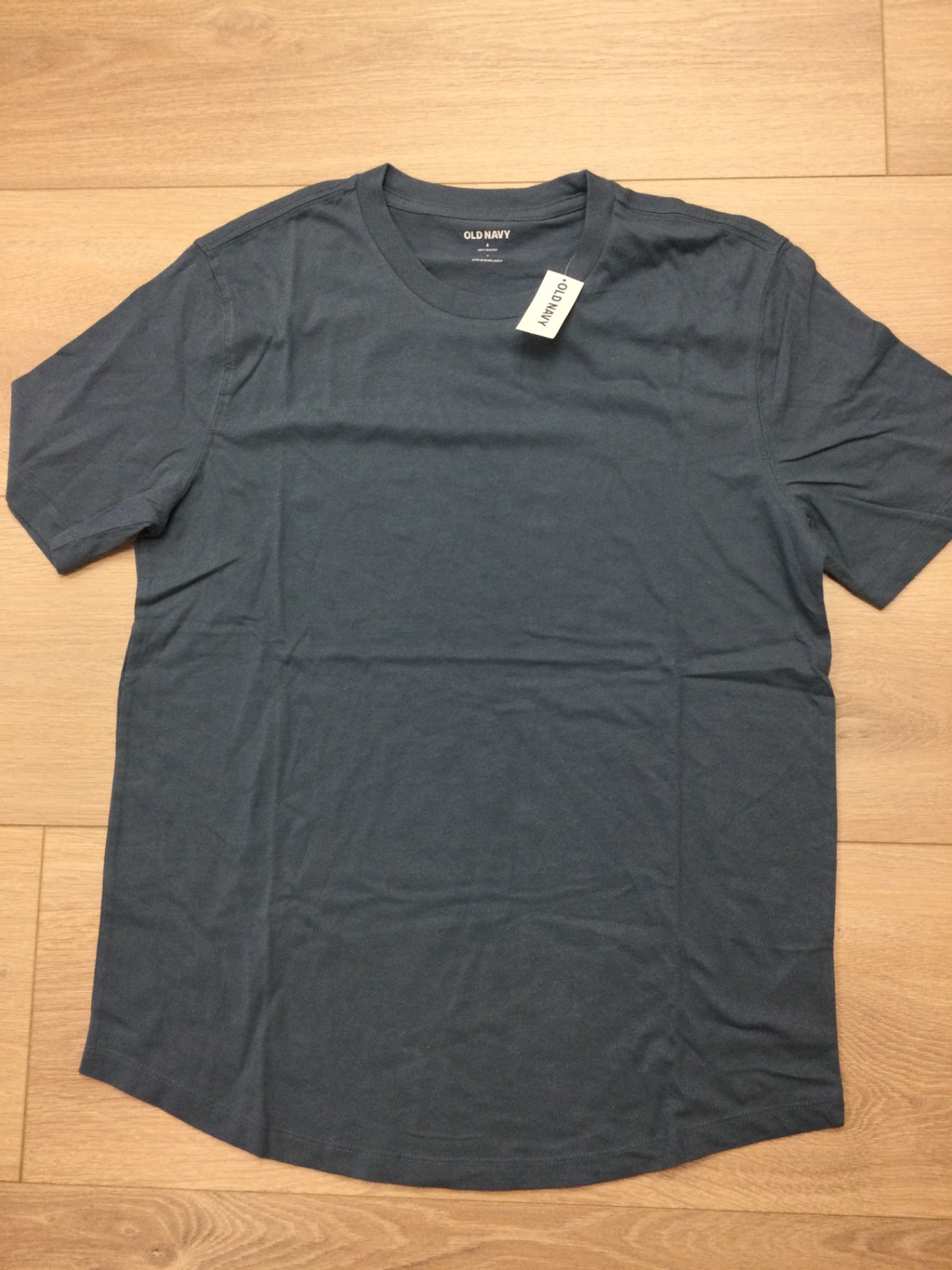 Old Navy T-Shirt Men’s small Dark Gray