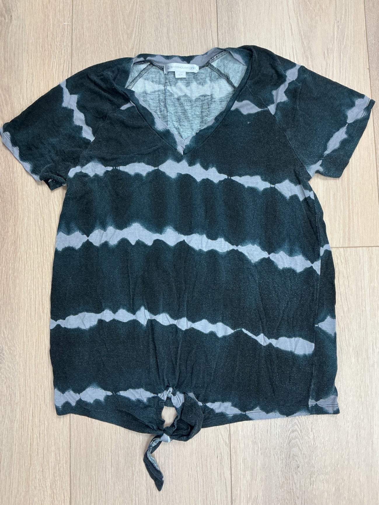 Warehouse One T-Shirt Women’s small Black and White