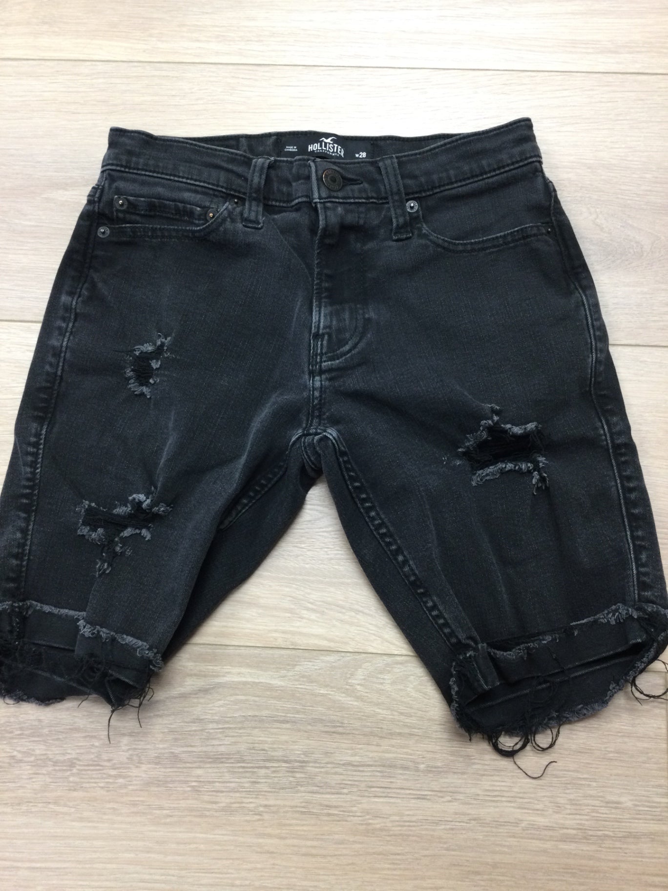 Hollister Shorts 28 Black