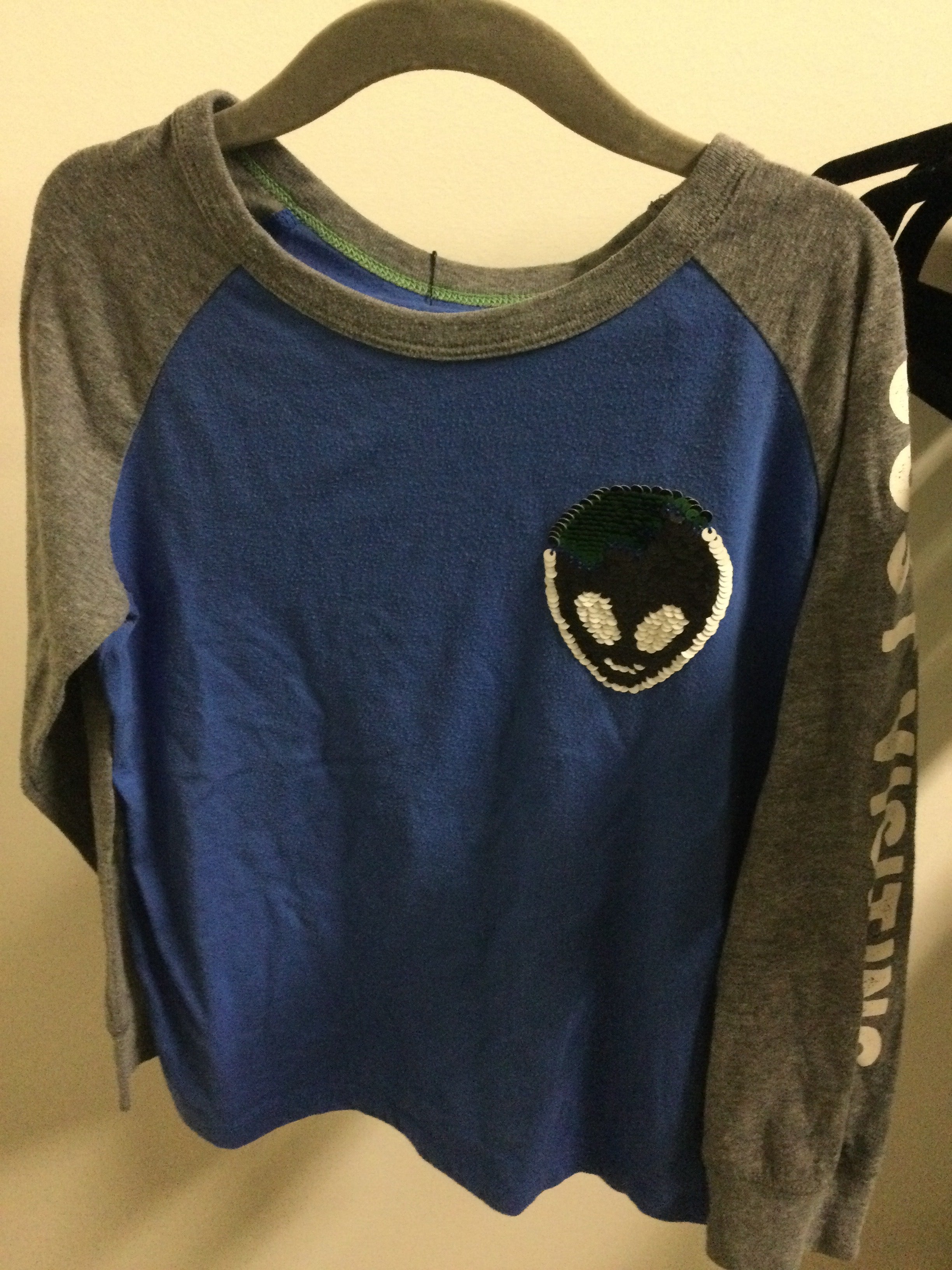 Oshkosh blue/grey alien longsleeve 7Y