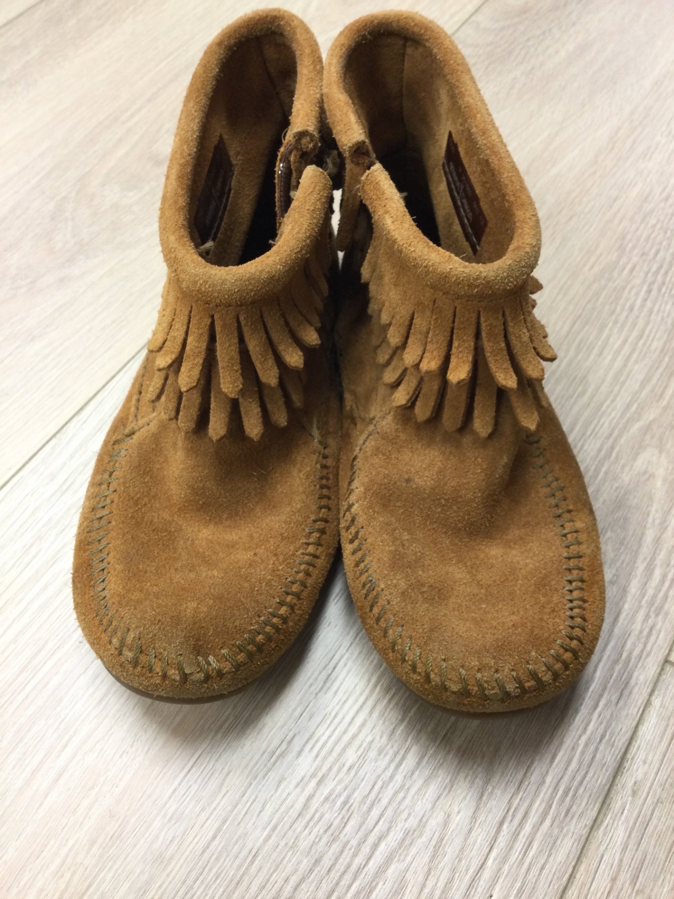 Minnetonka brown textured boots 2
