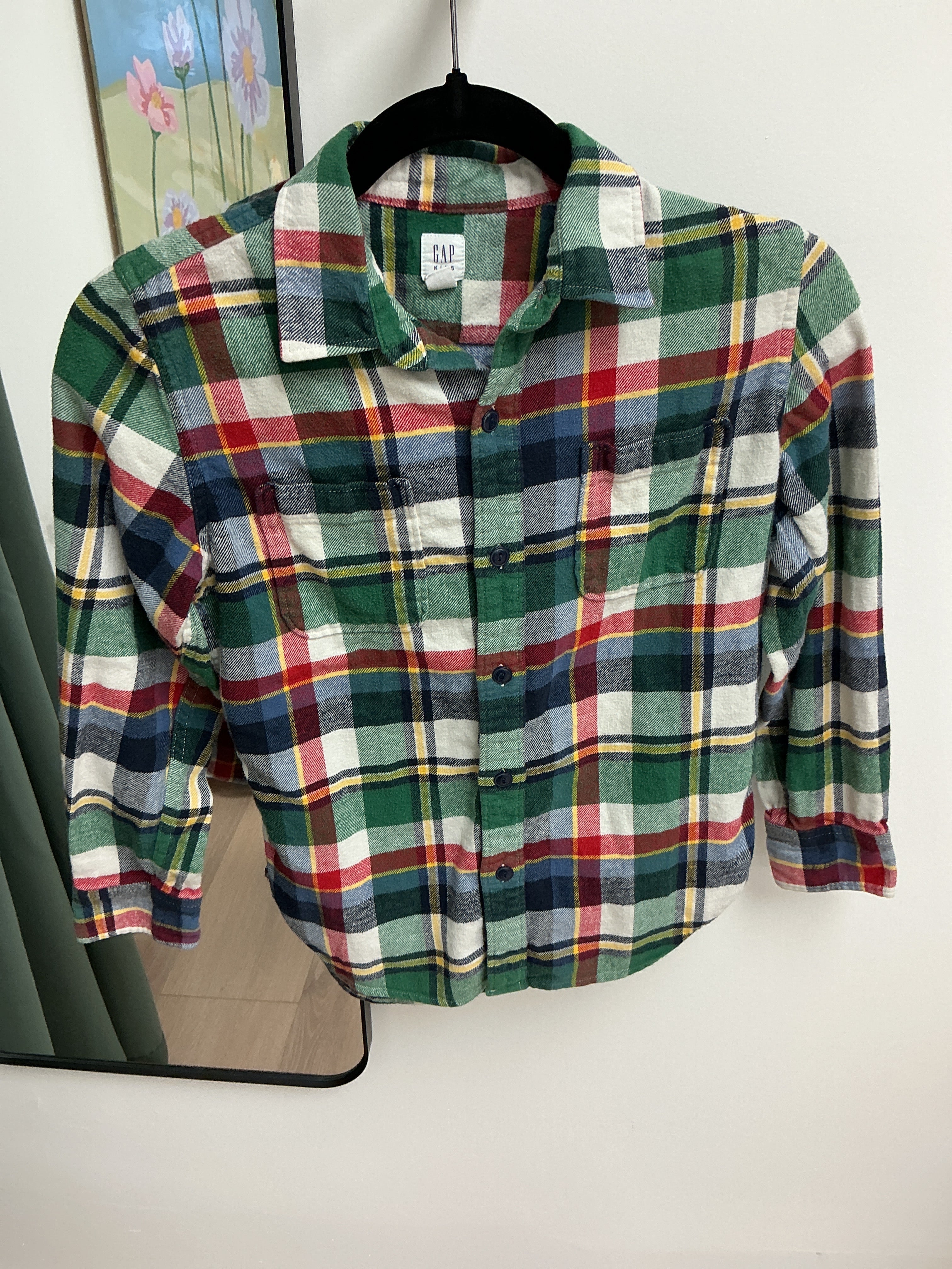 Gap kids green/red button up long sleeve L