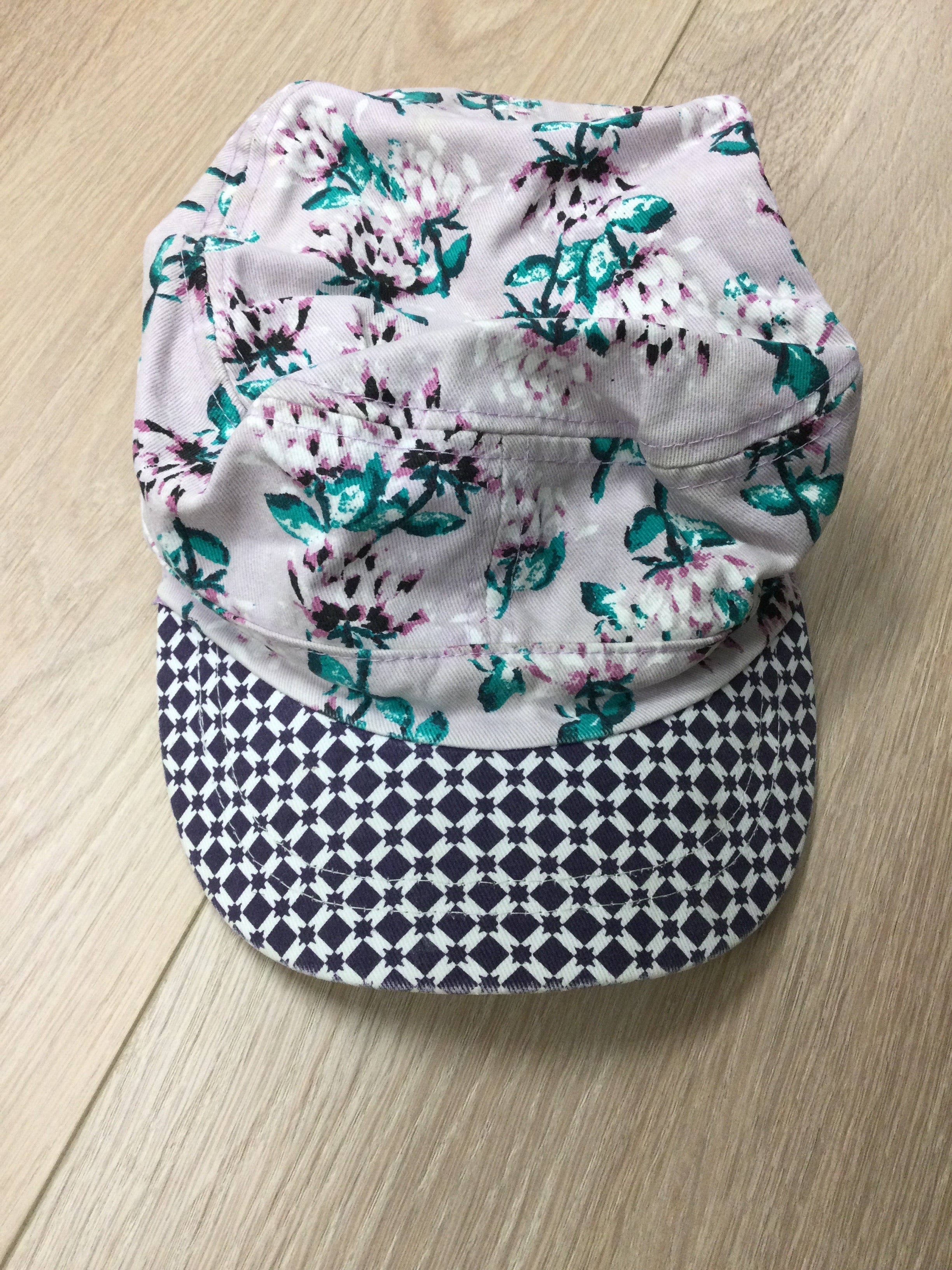 Joe Fresh purple floral jean hat 4-6Y