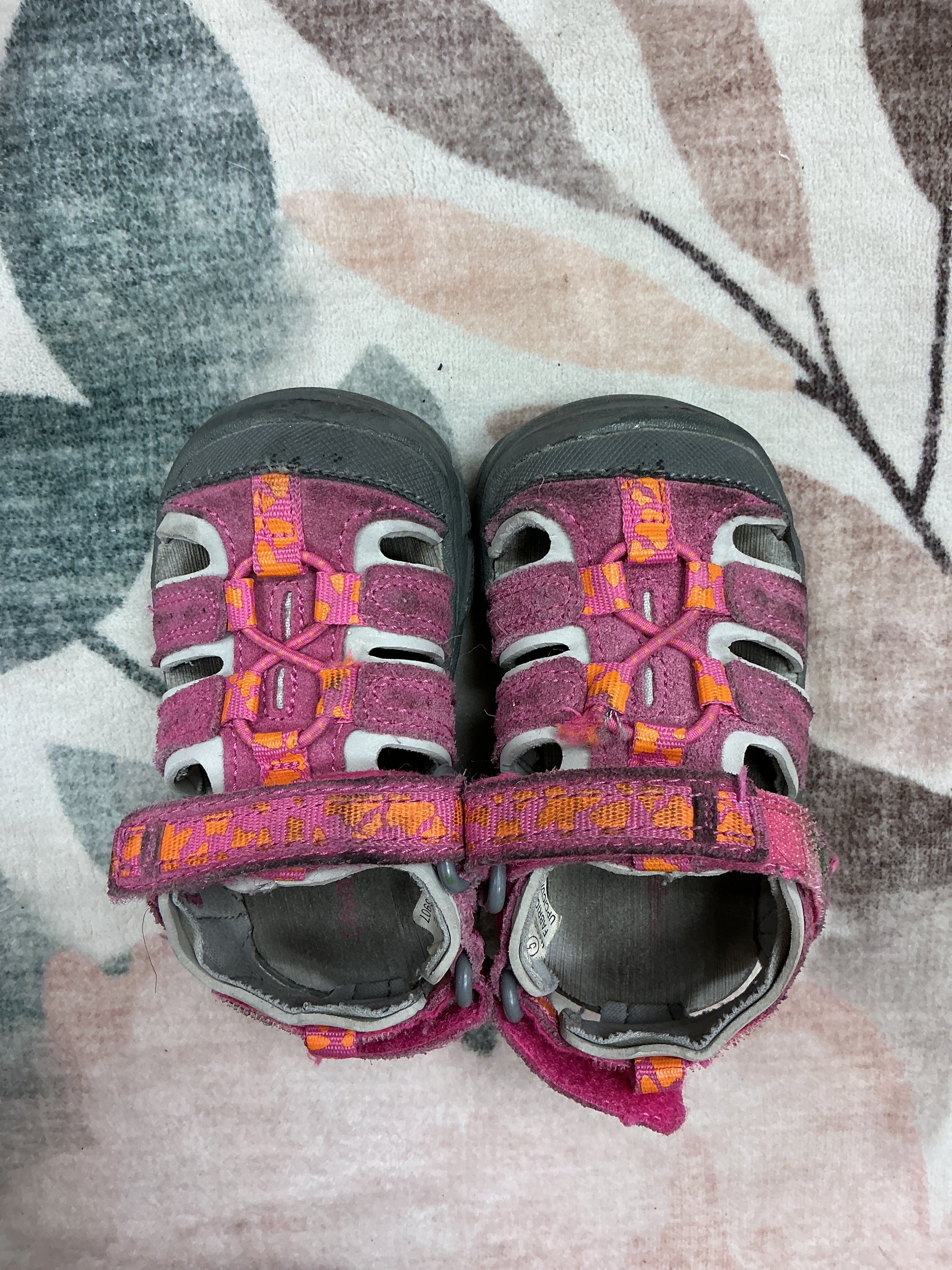 George pink/orange sandals size 5