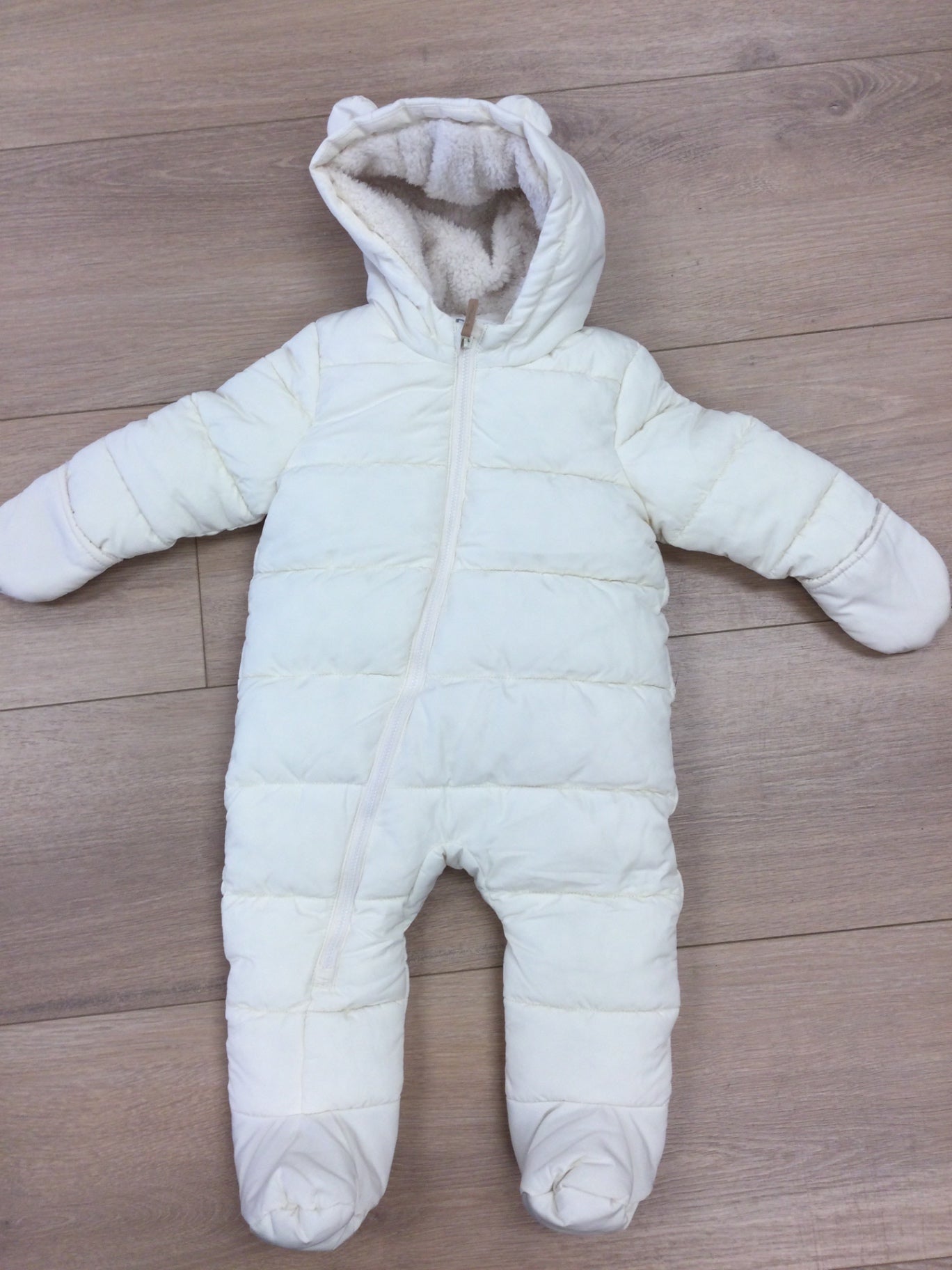 Fred and Flo Winter Snowsuit 9-12M White