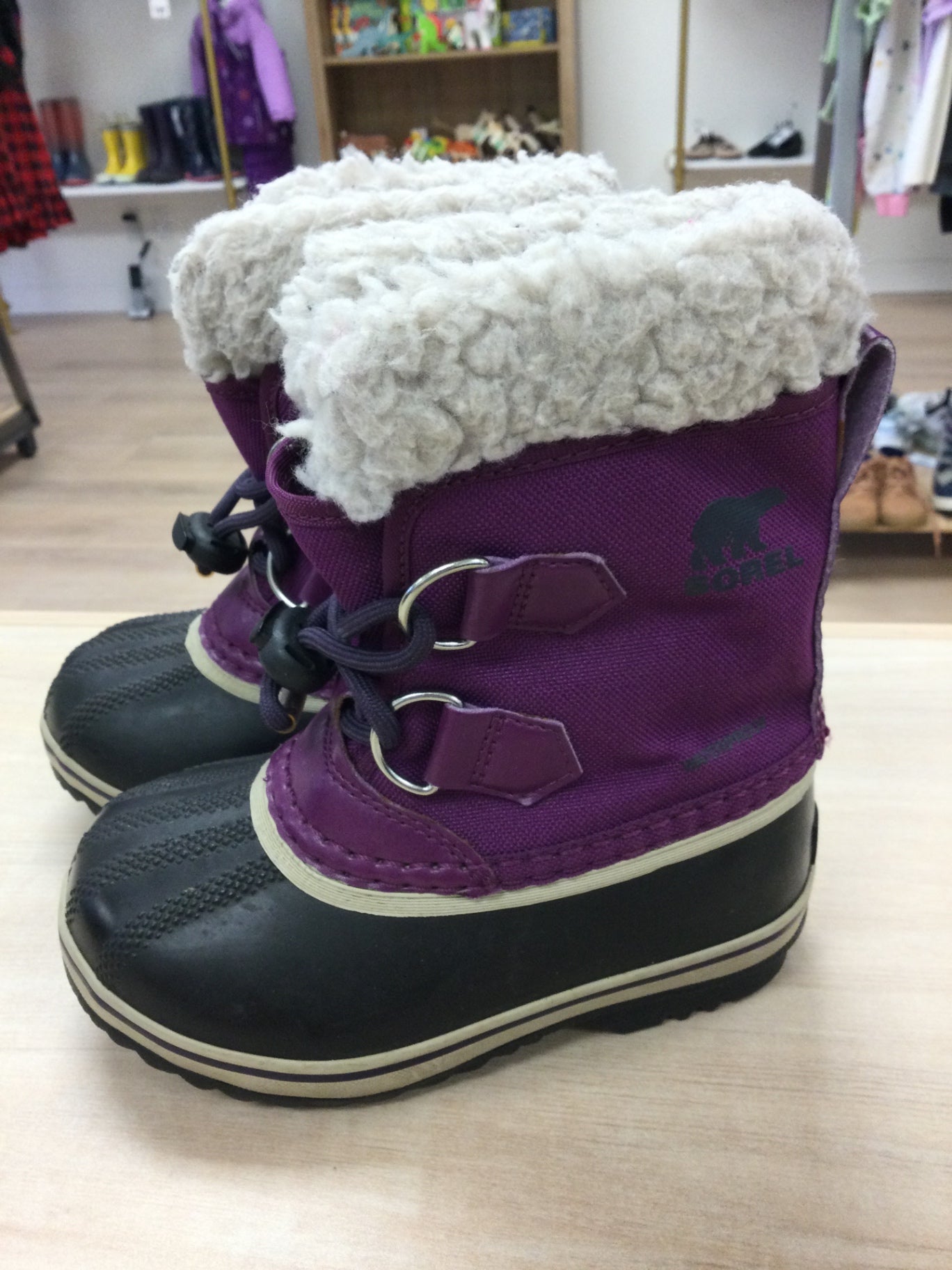 Sorel Winter Boots 9C Purple and black