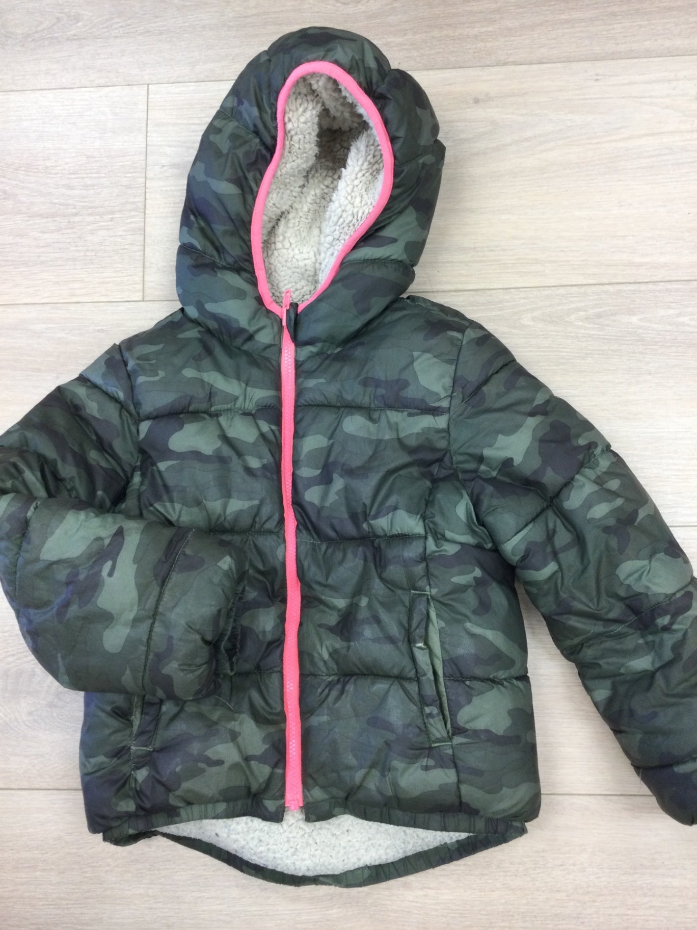 Unknown Winter Jacket 8/10Y Green Camouflage