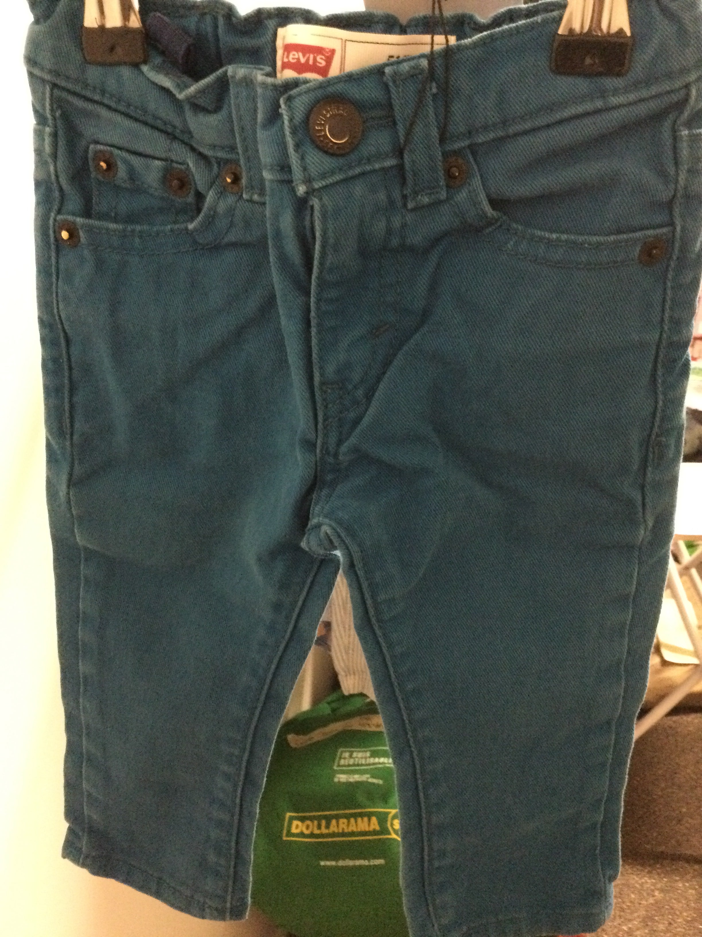 Levi’s blue skinny jeans 12M