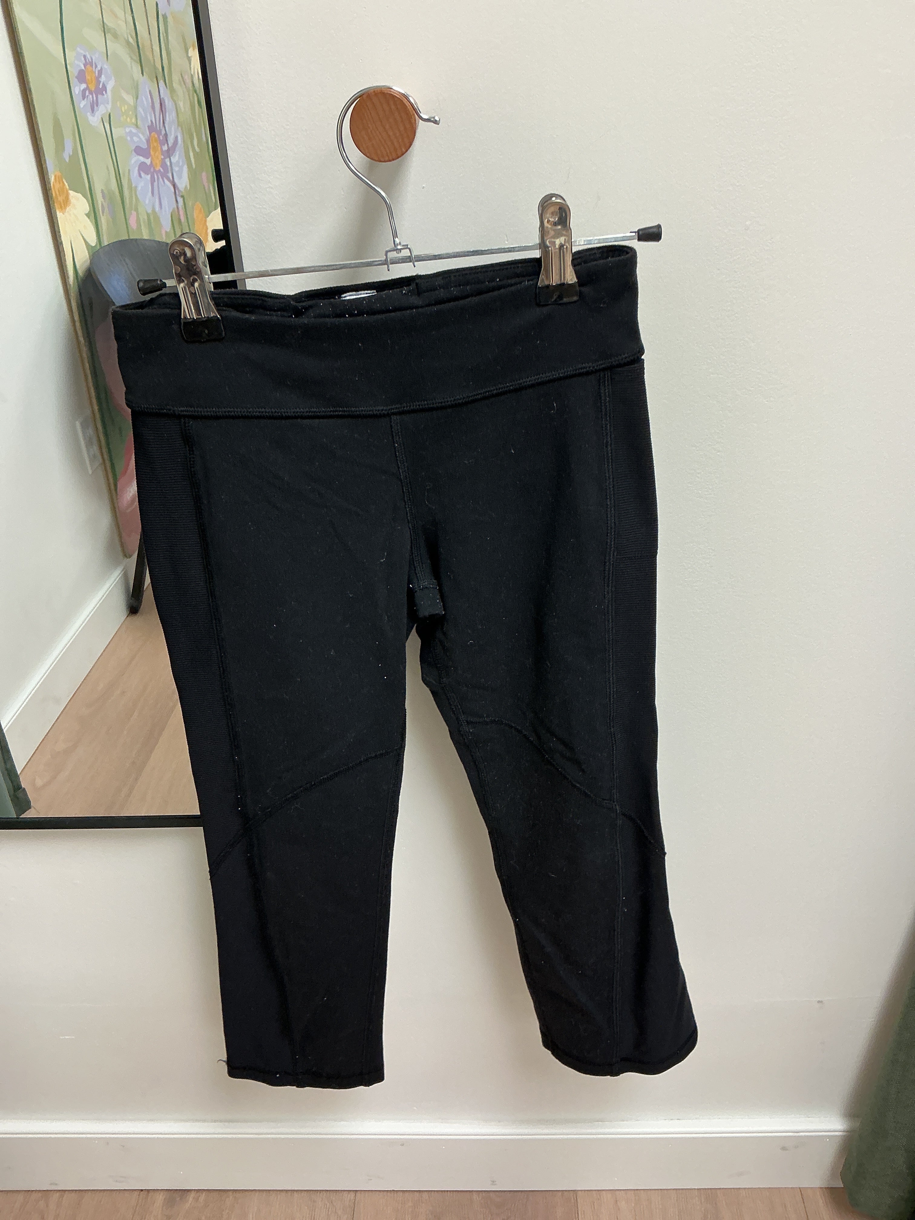 Ivivva black capris size 10