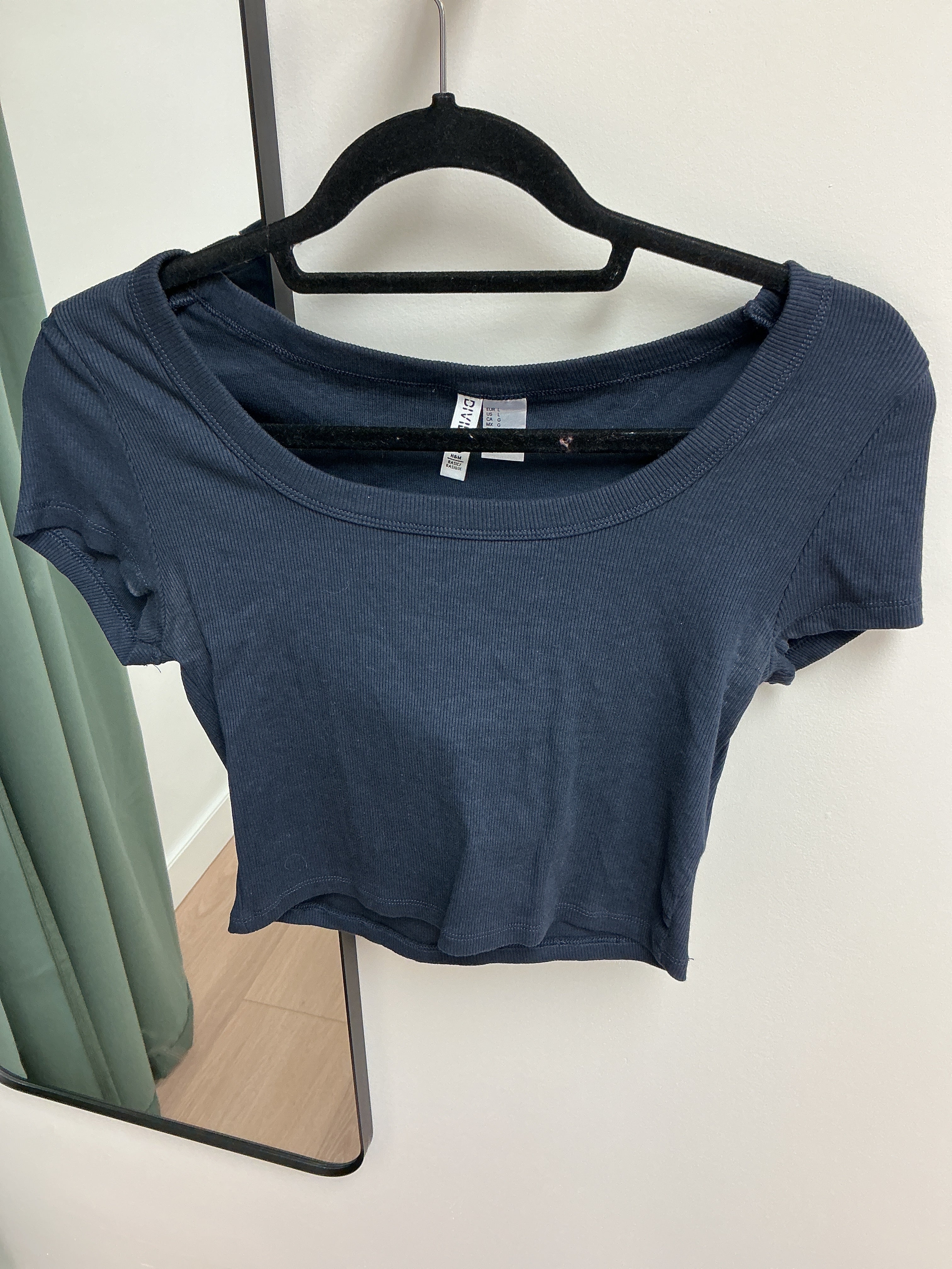 H&M Divided blue crop top L