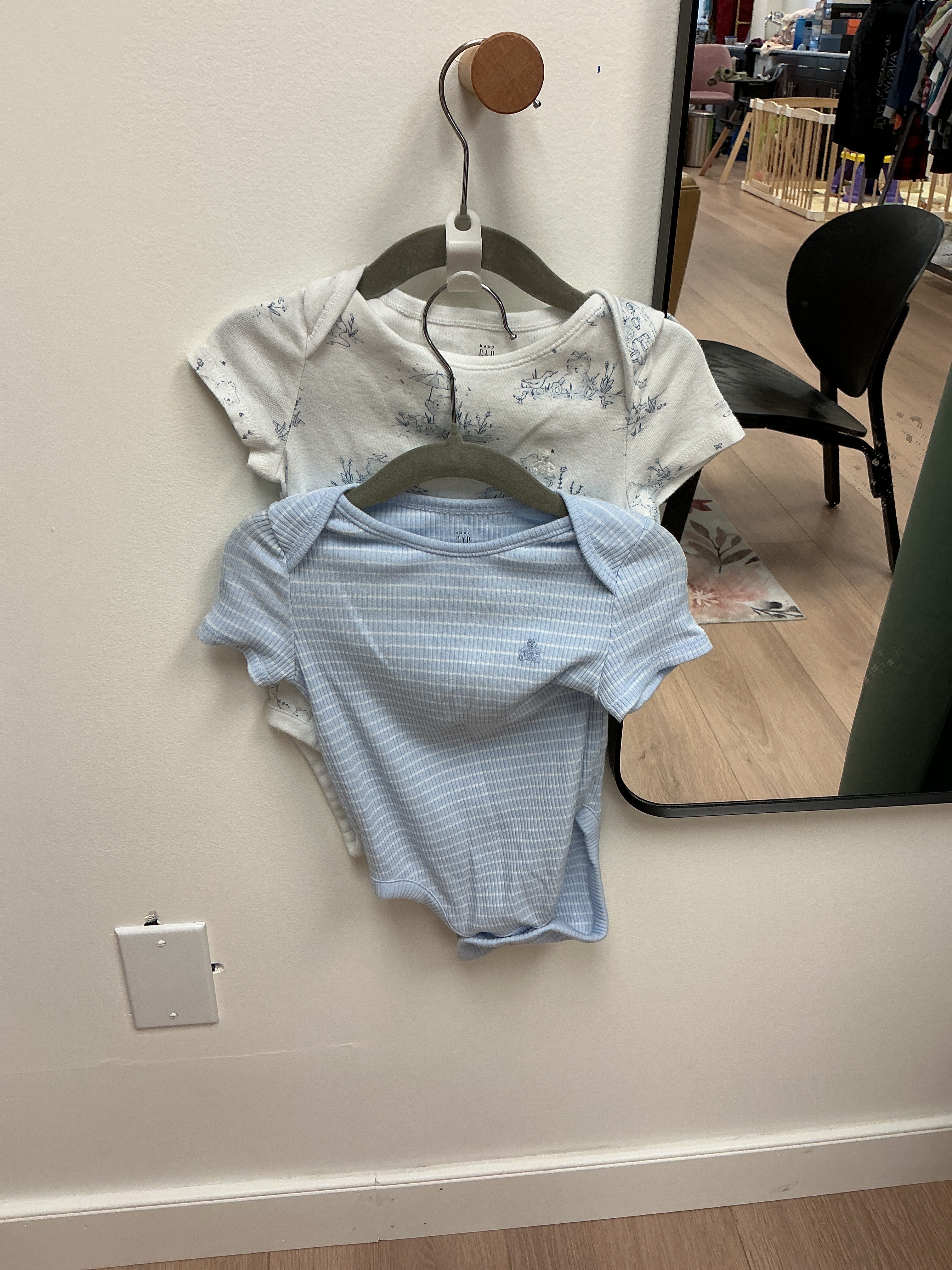 2pcs GAP Teddy Bodysuit 18-24M