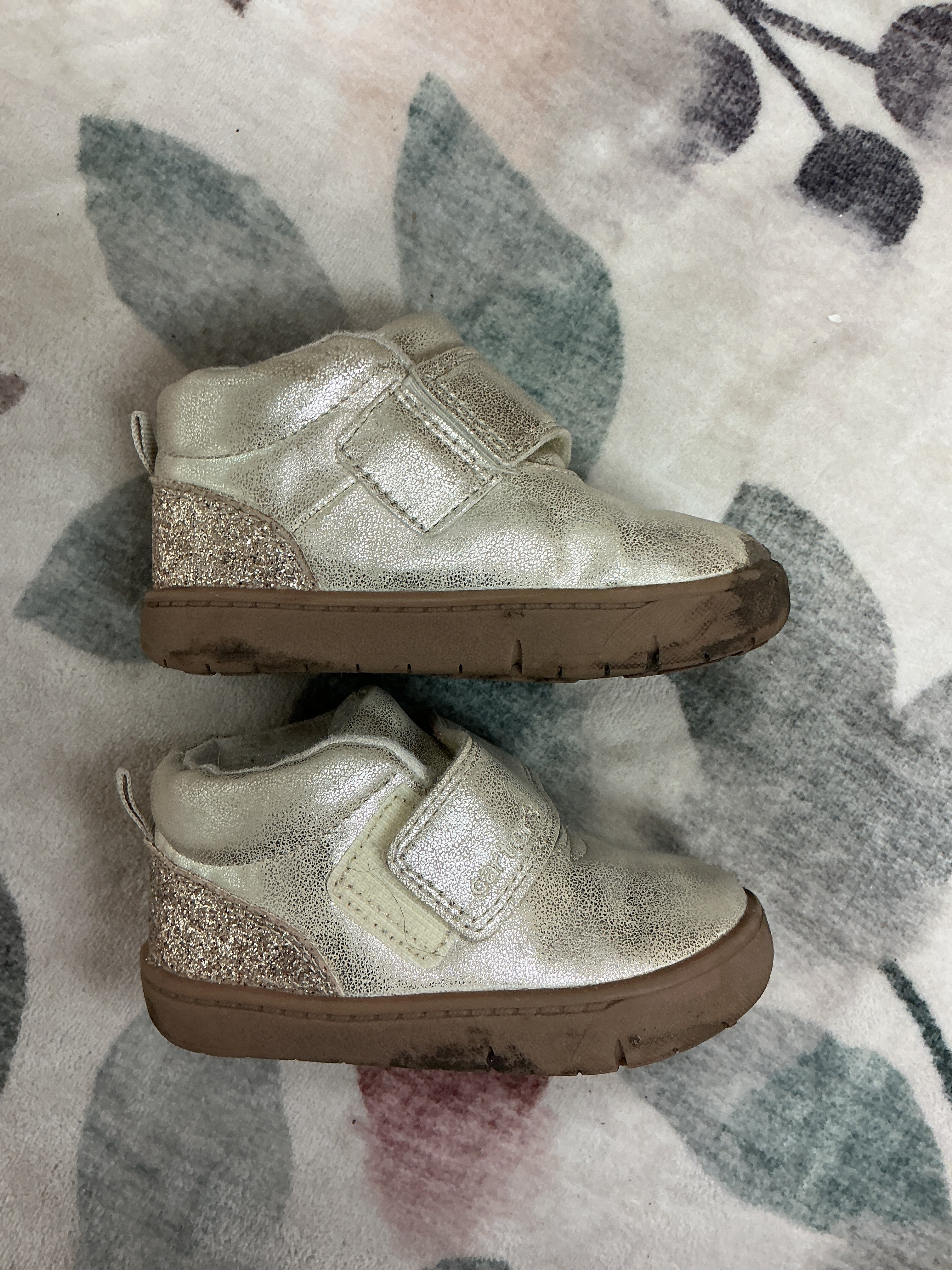 Carters grey sparkly shoes size 5M