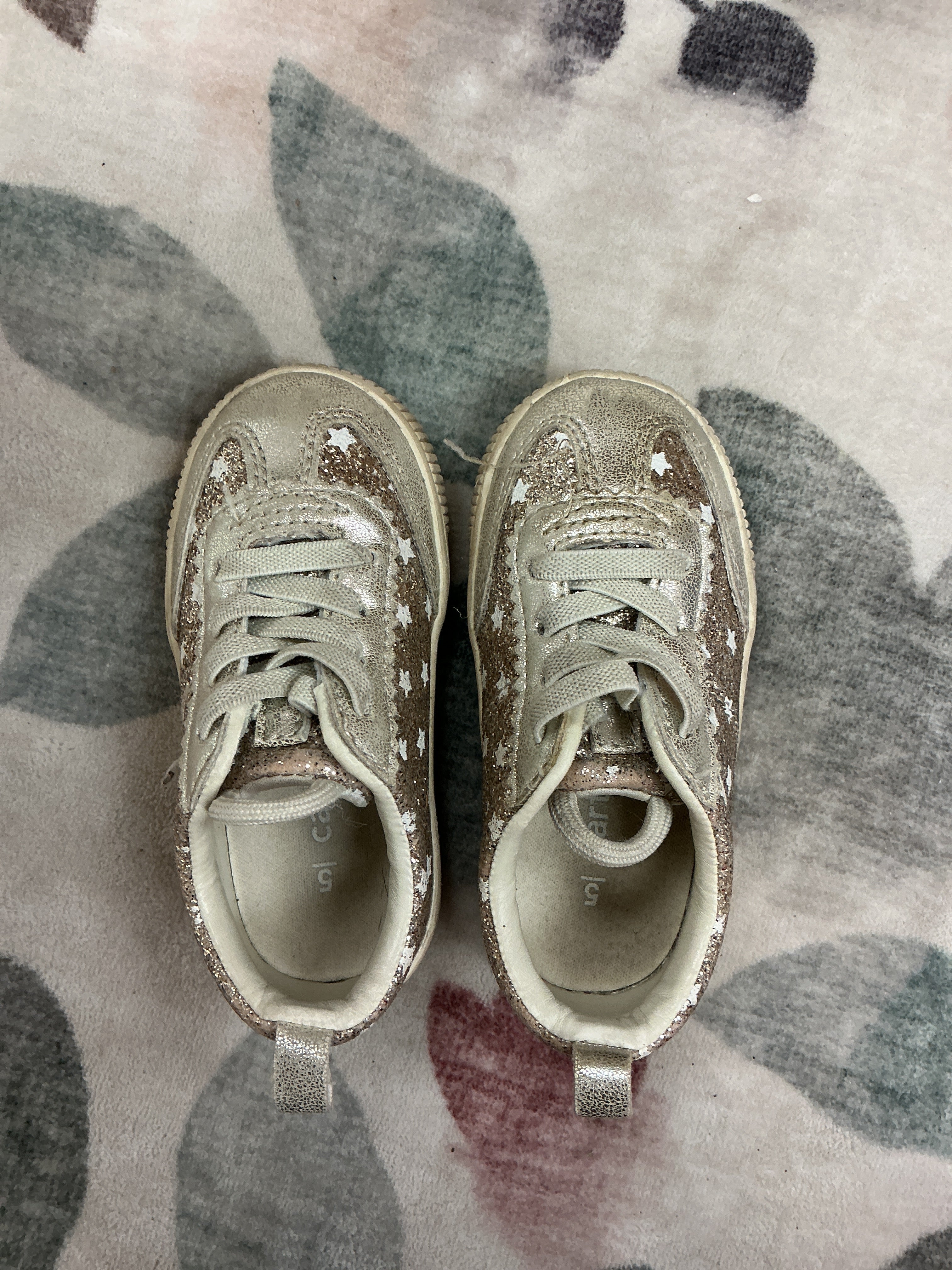 Carters sparkley star shoes size 5