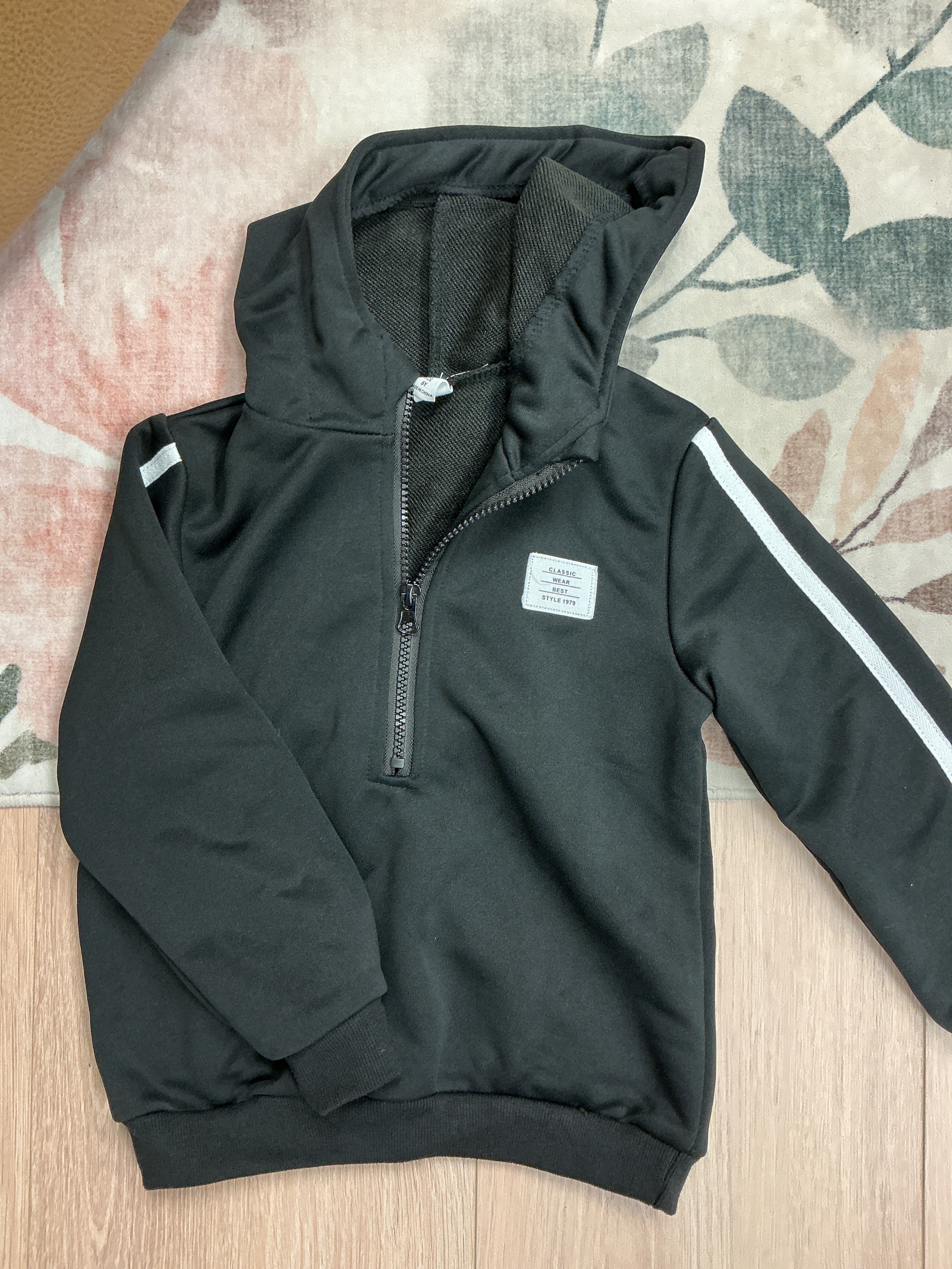 SHEIN black zipper sweater 6Y