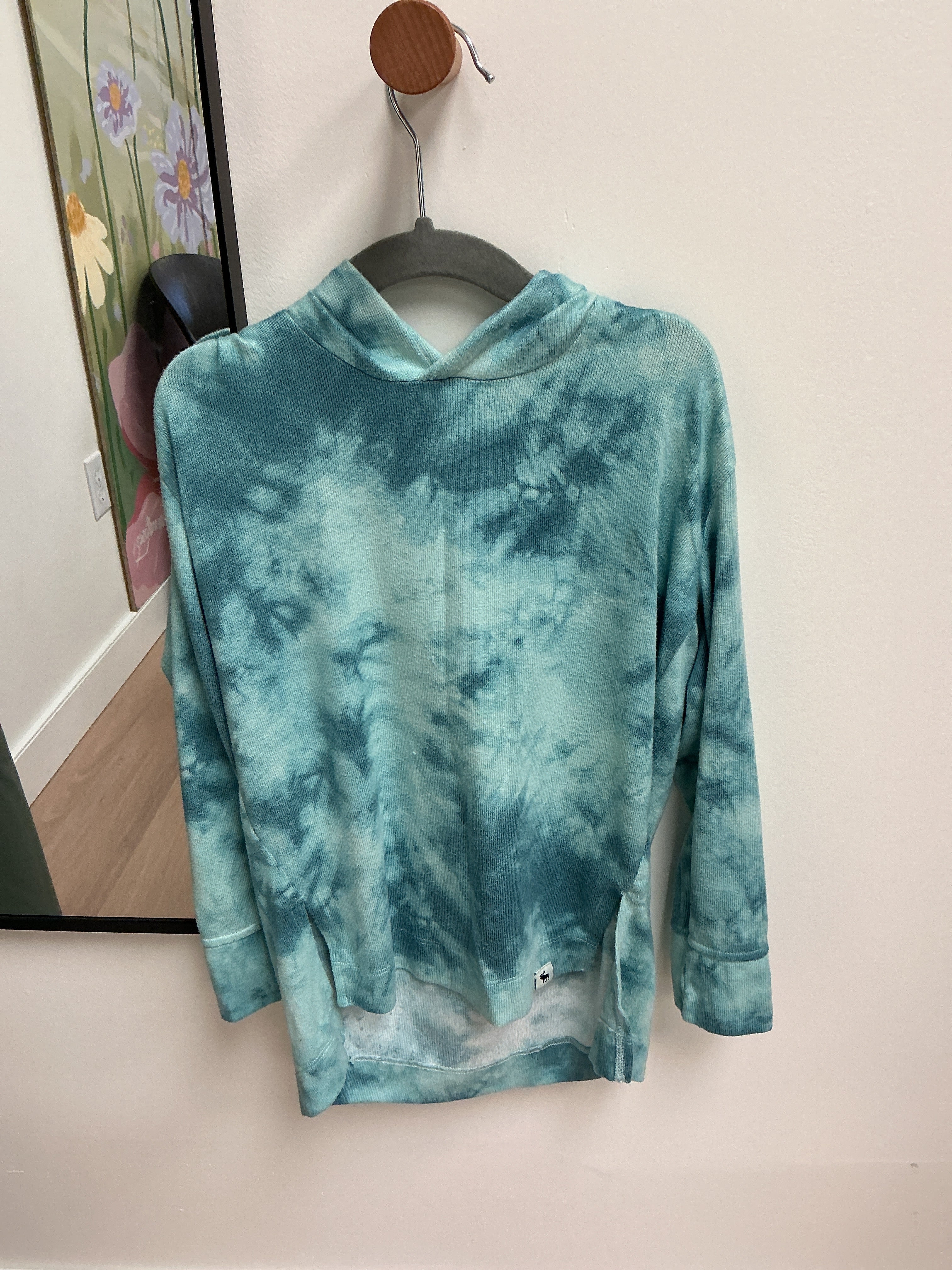 Abercrombie blue tie dye hoodie size 5/6