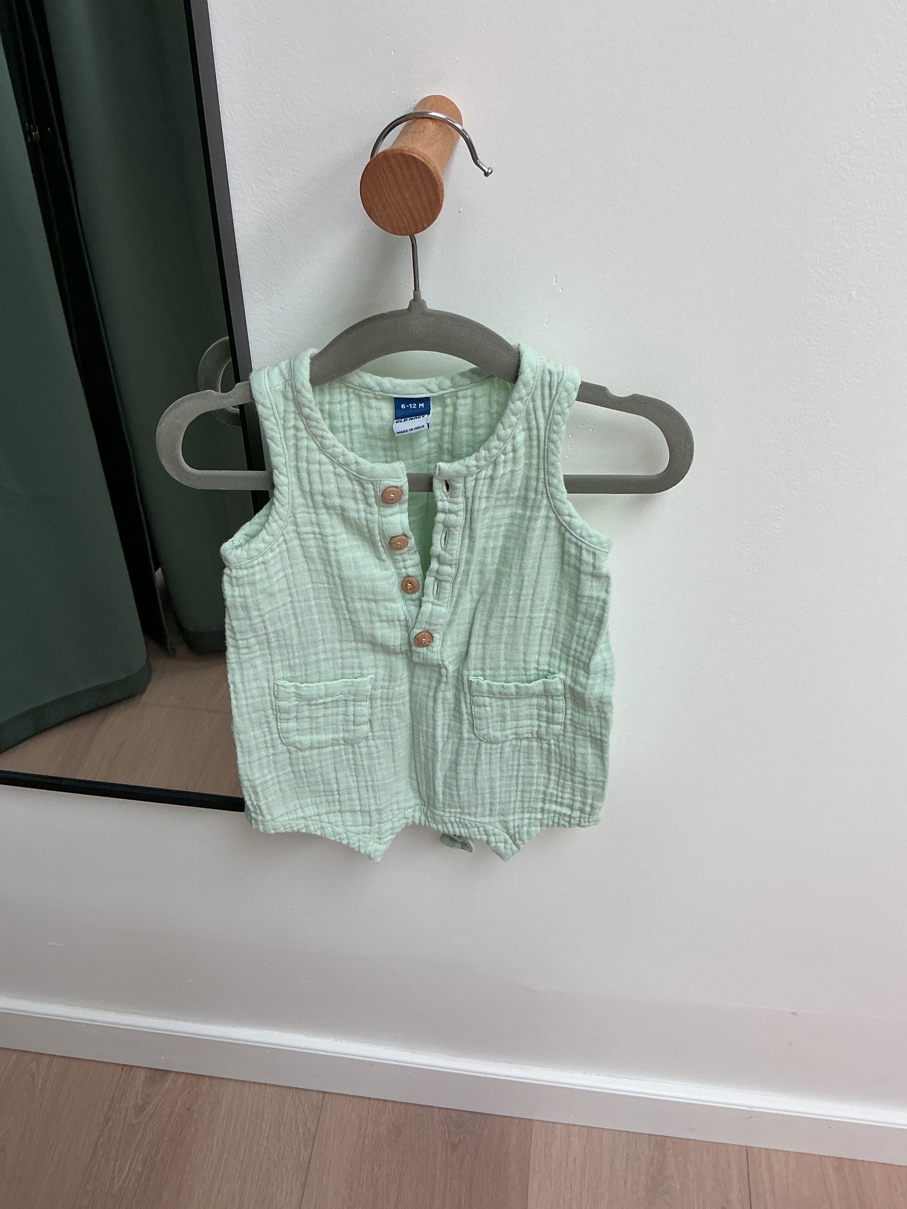 Mint Old Navy Overalls 6-12M