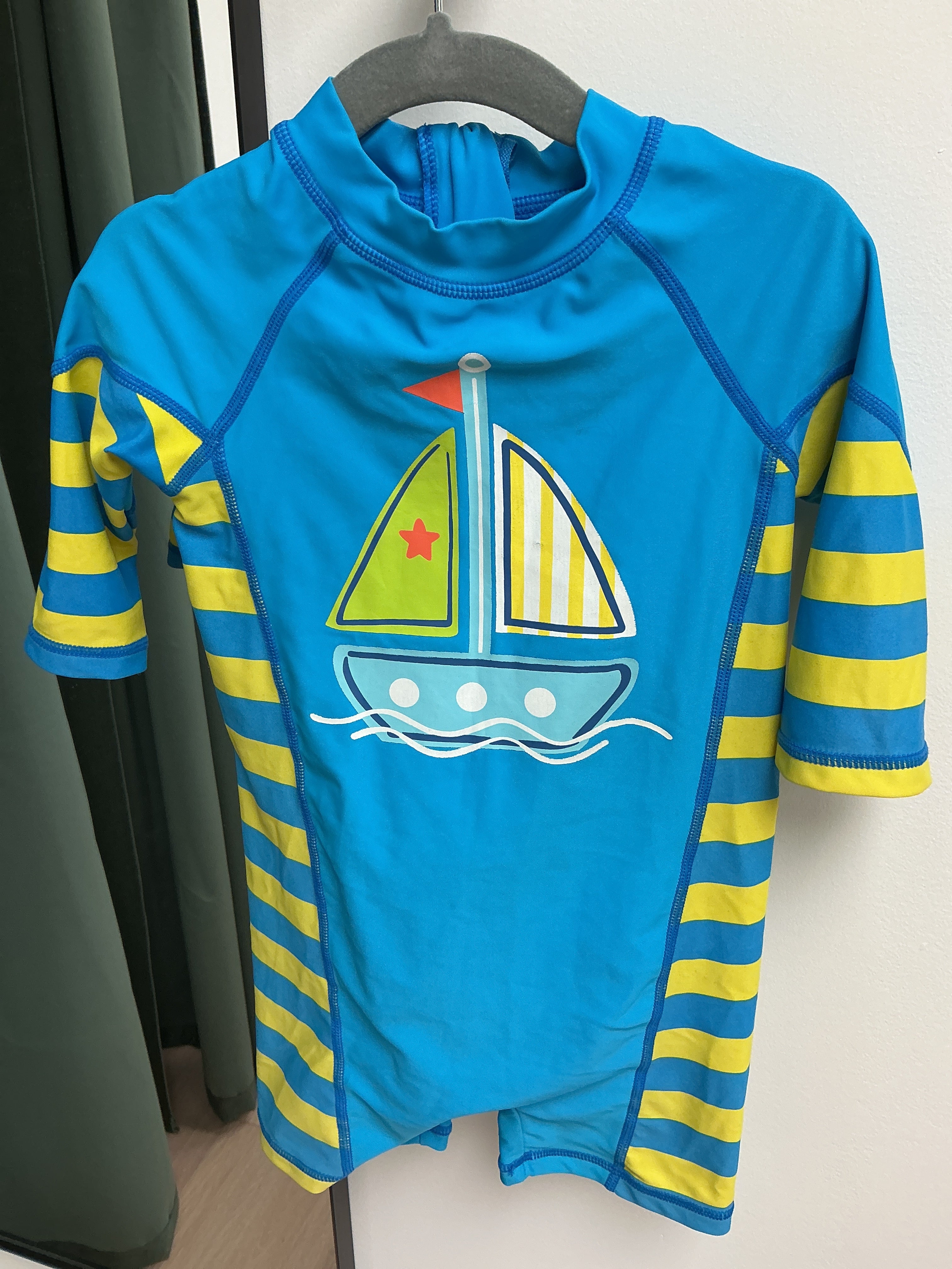 Up and Fast blue swim 12-18 M