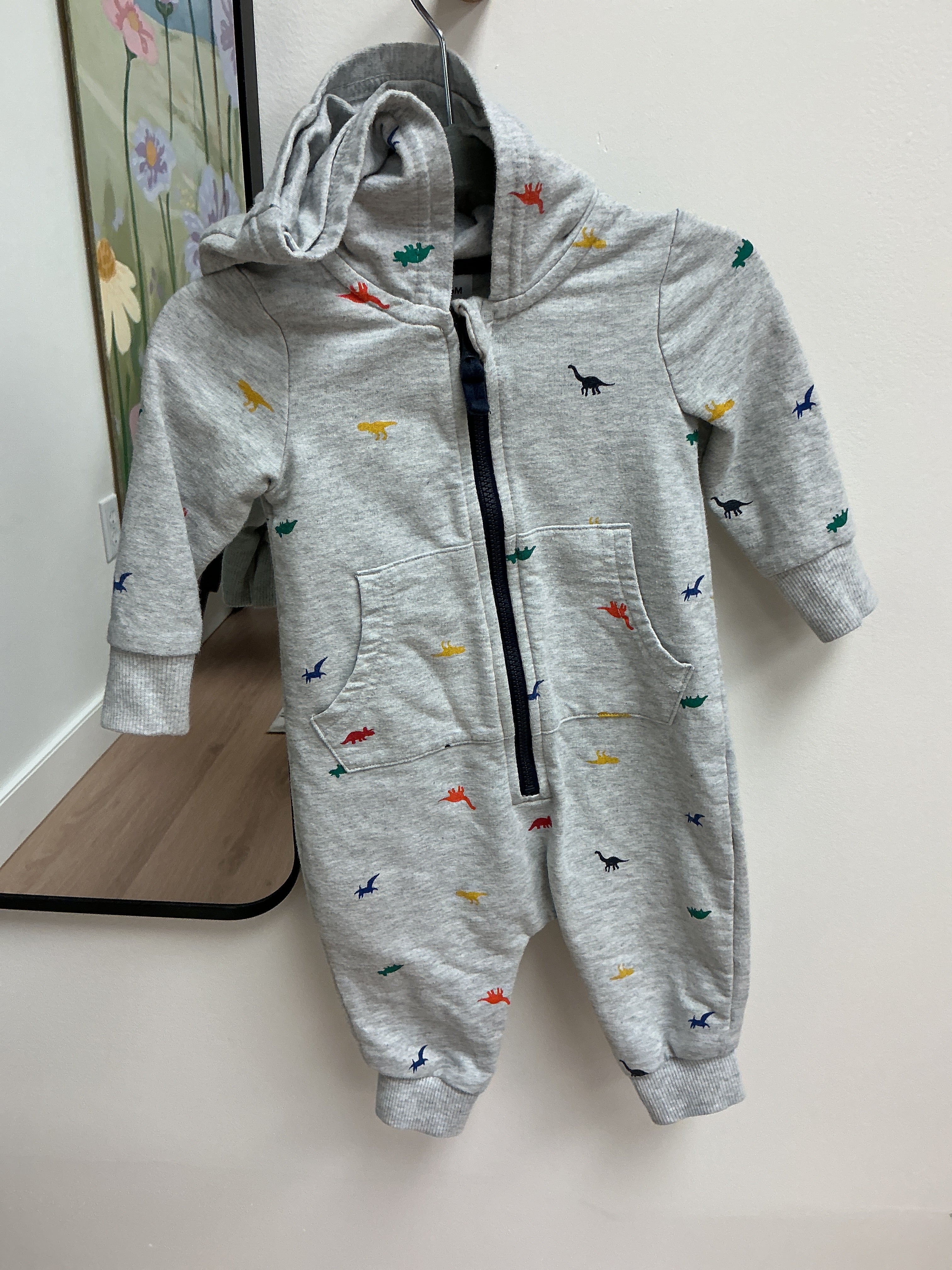 George light grey dinosaur onesie with hood 3-6M