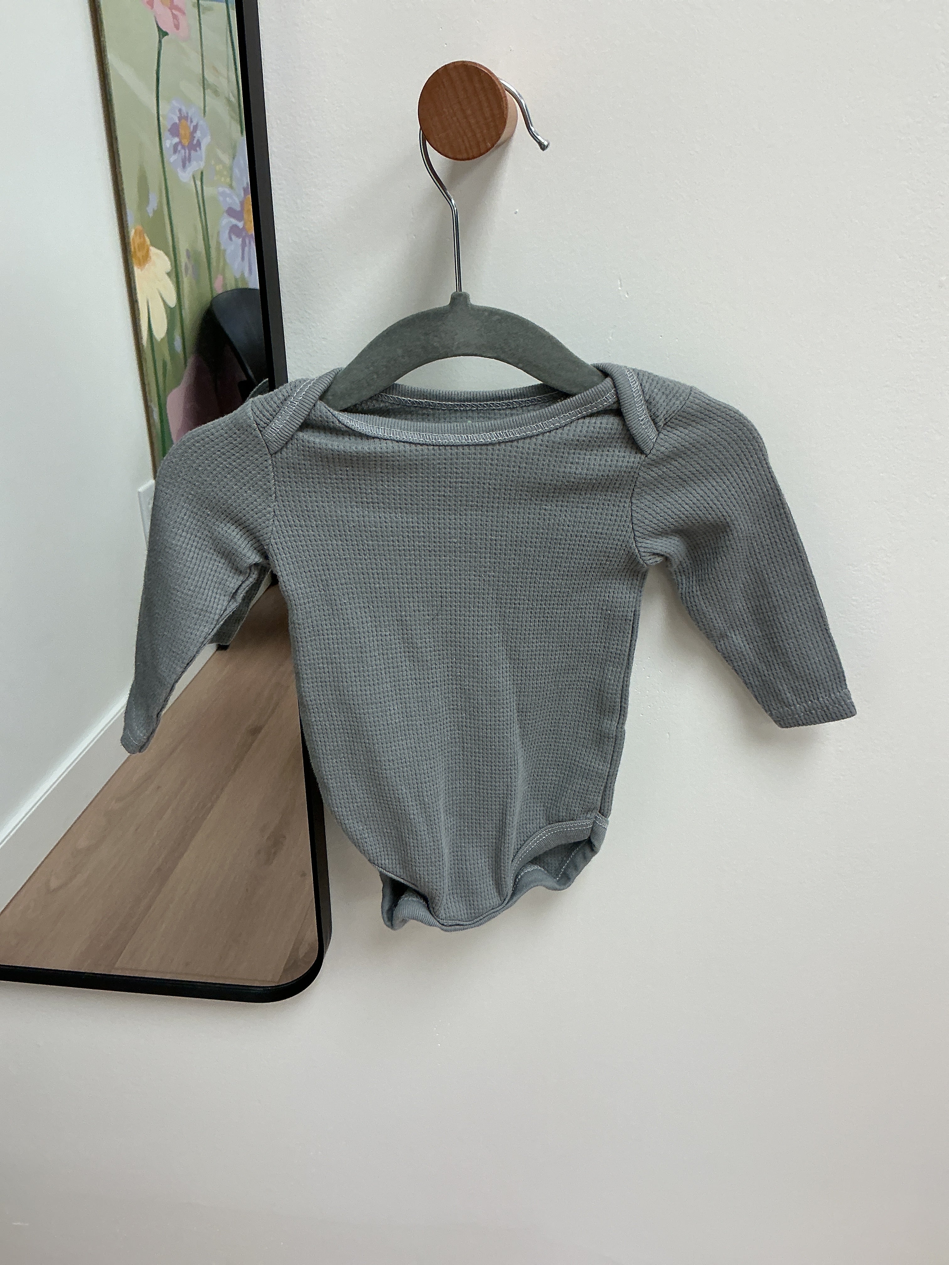 Chick pea grey Longsleeve bodysuit 3-6M