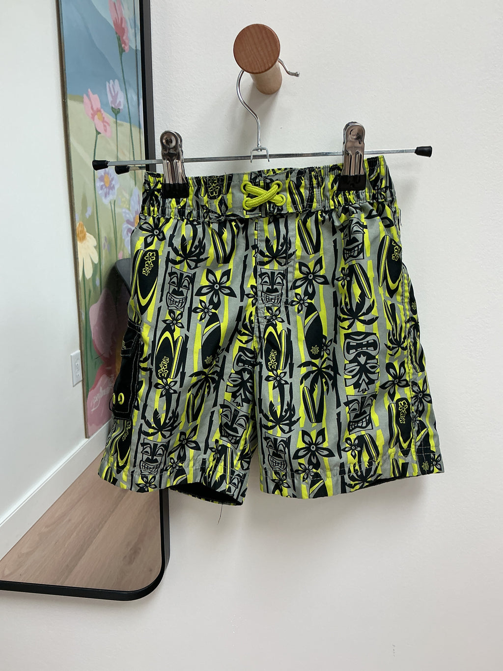 UV Skinz Rashguard Swim shirt + short 2 pc size 3T
