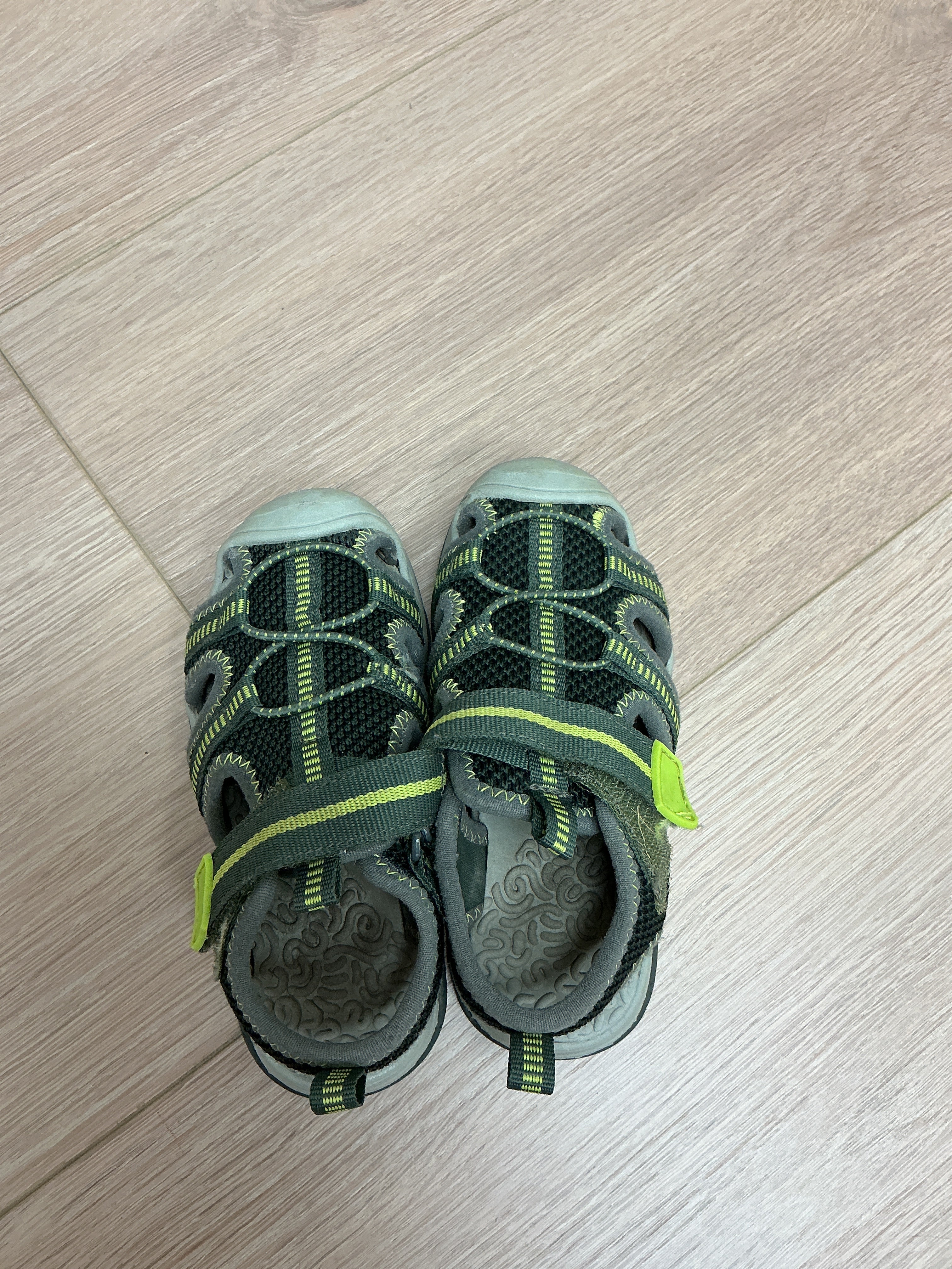 Green water shoes 7