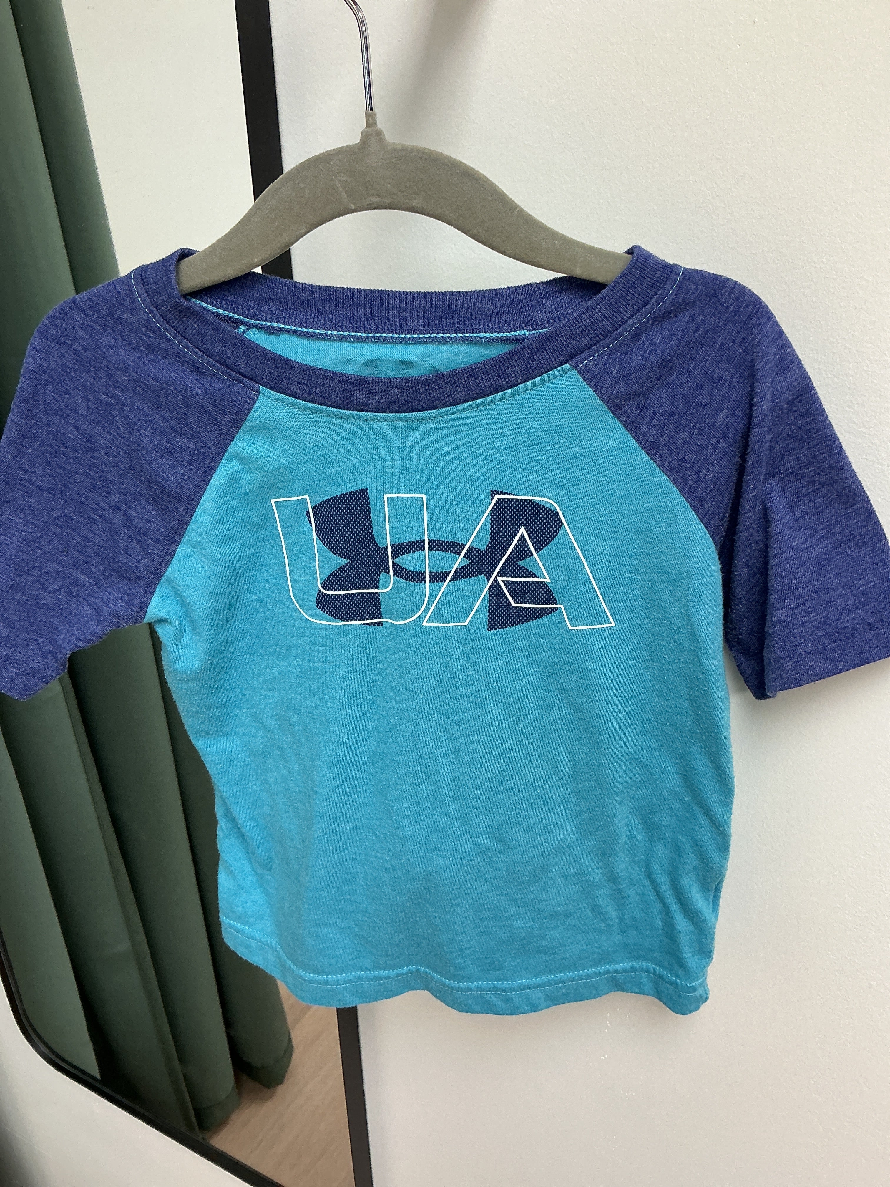 Under Armour blue/purple Tshirt size 2T