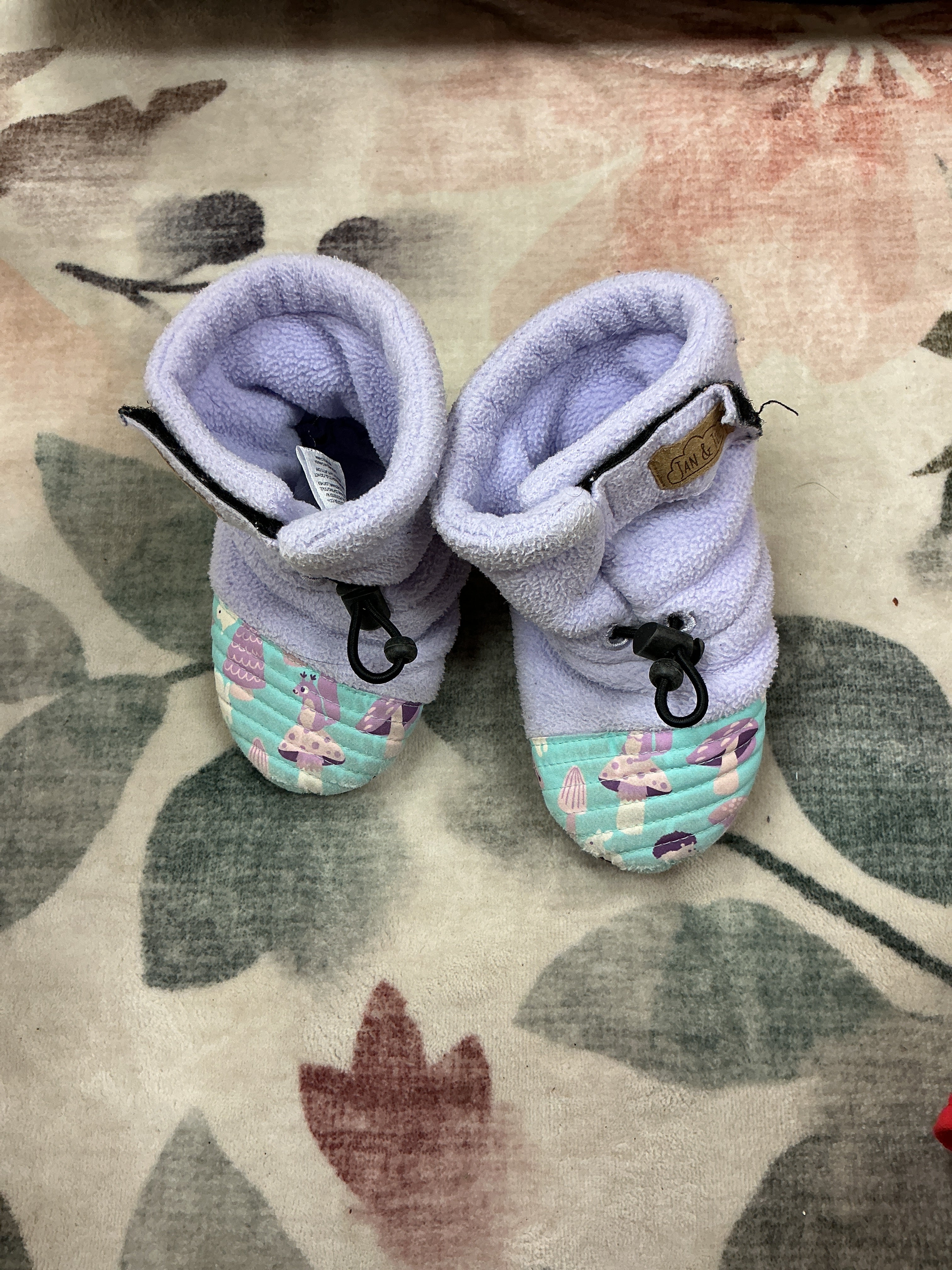 Jan & Jul purple mushroom boots size M