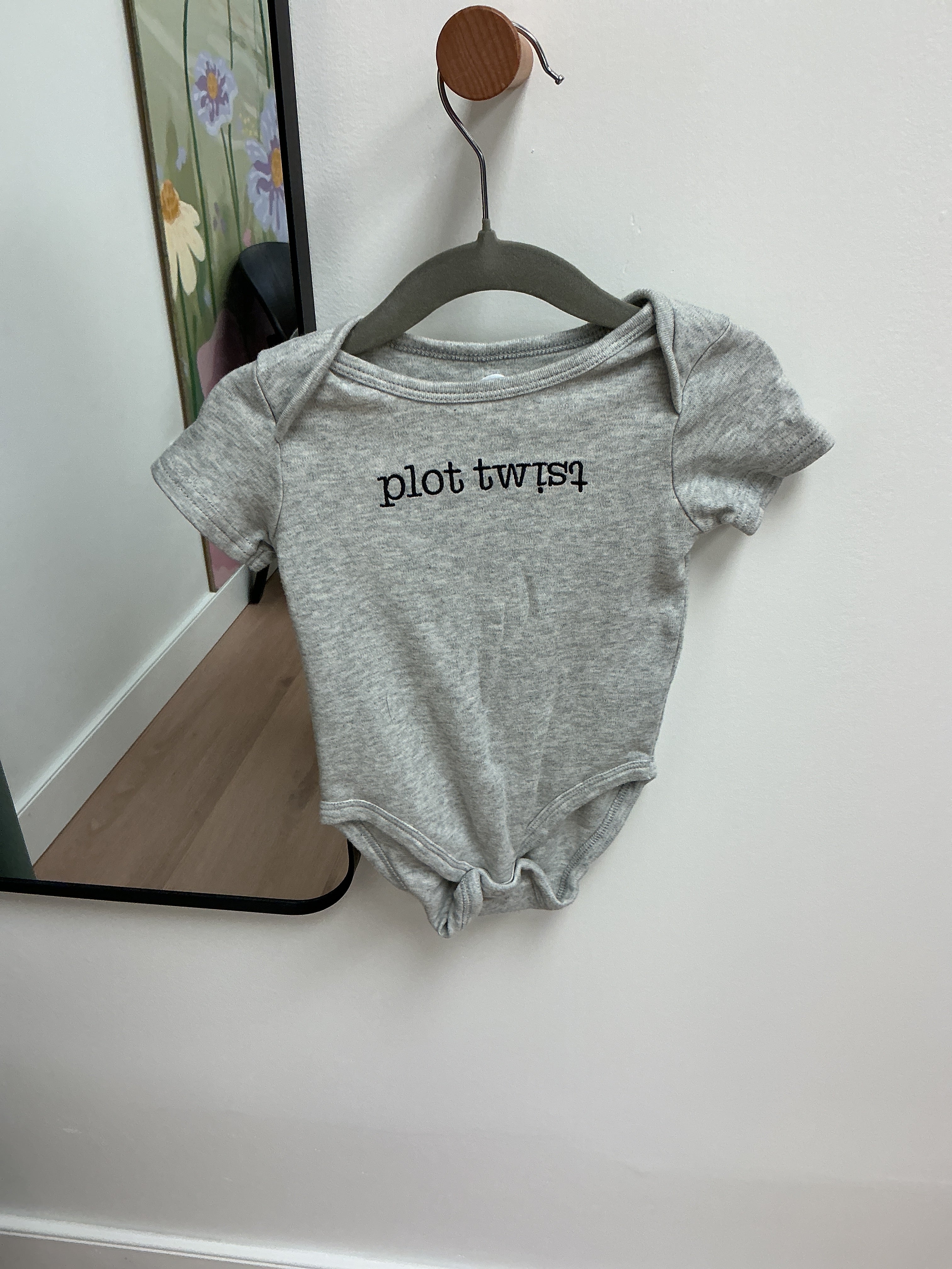 The littlest grey plot twist bodysuit 6-12M