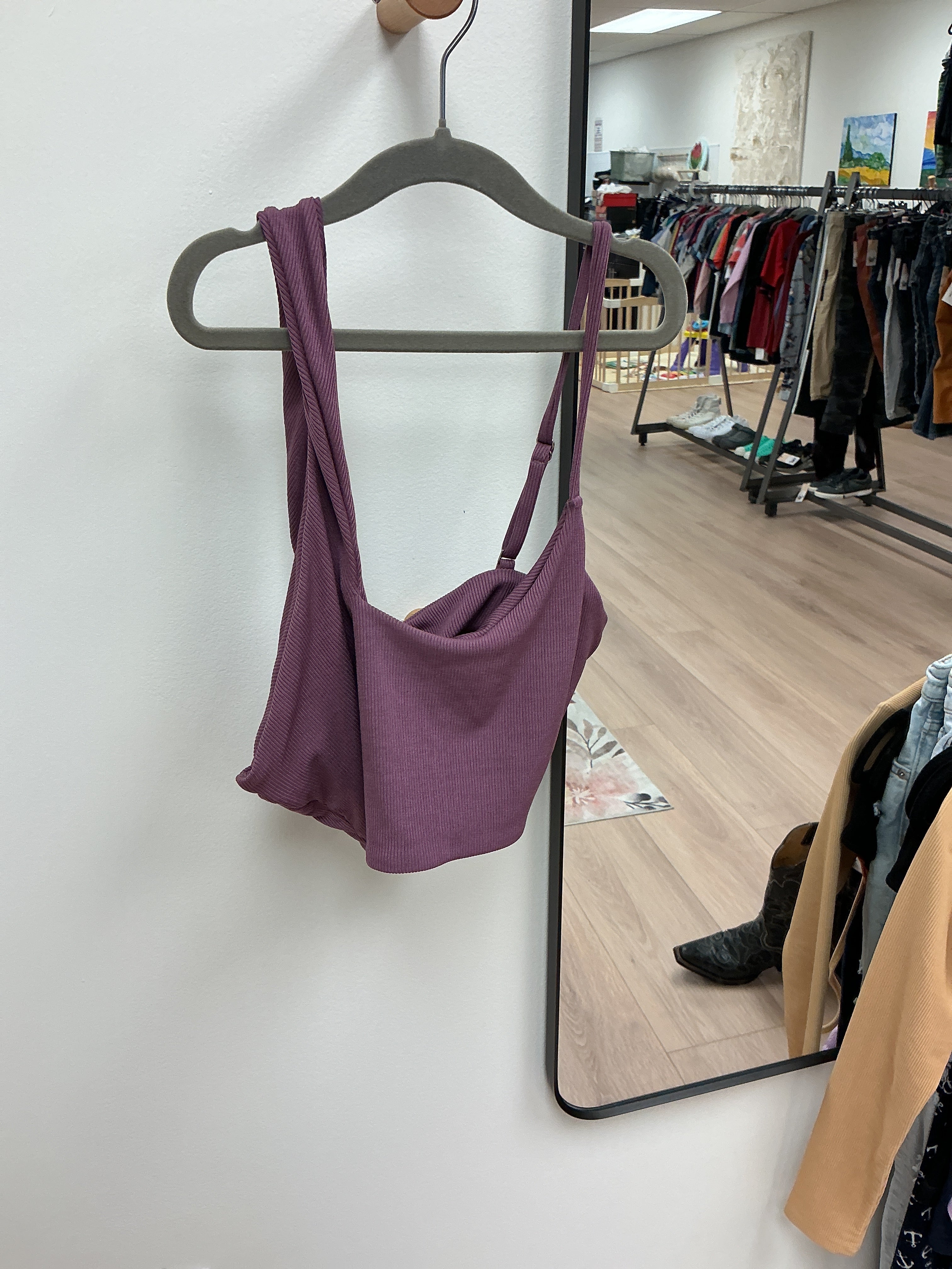 M purple cropped tank ribbed