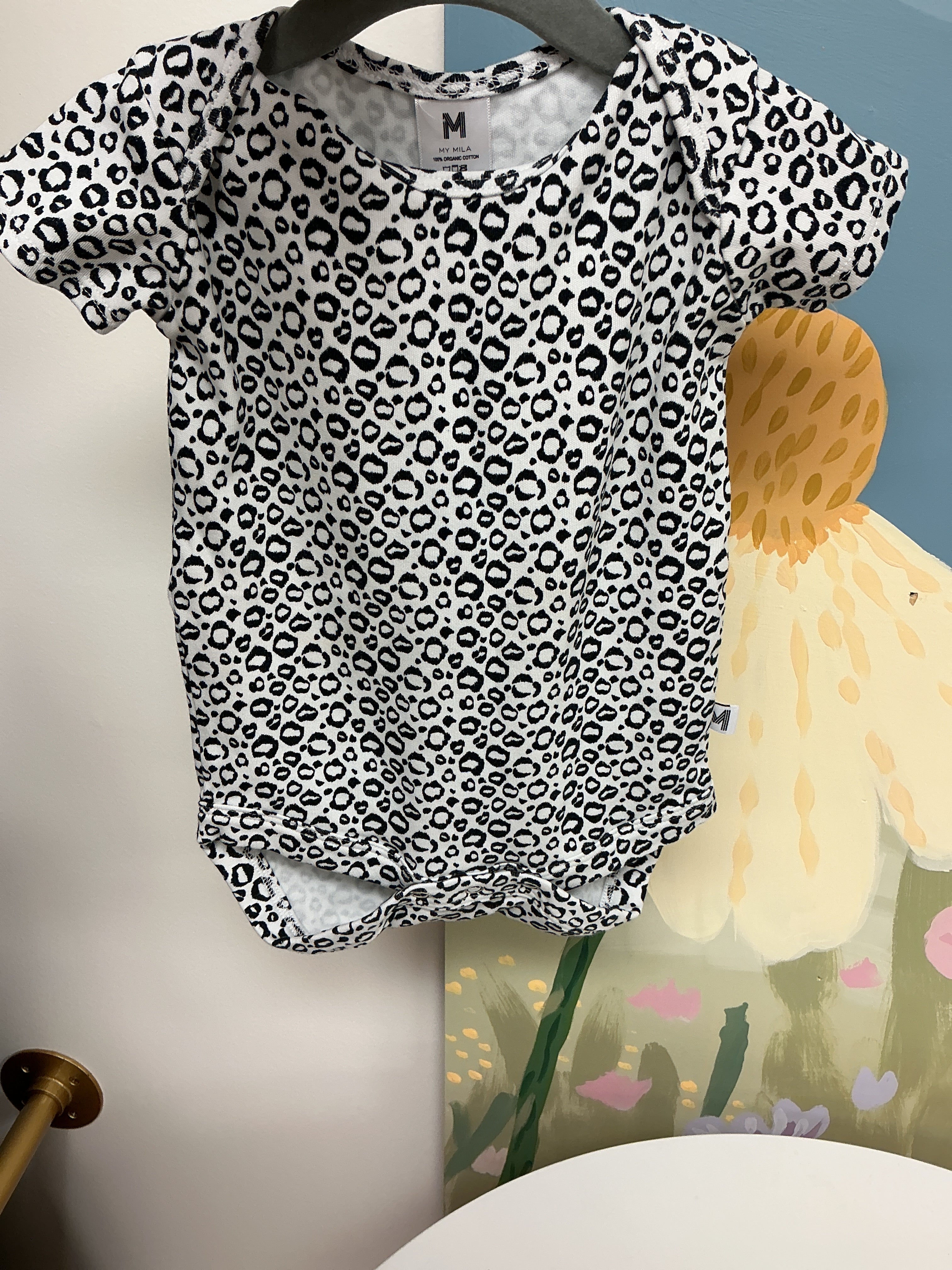 My Mila white cheeta print bodysuit size 12-18M