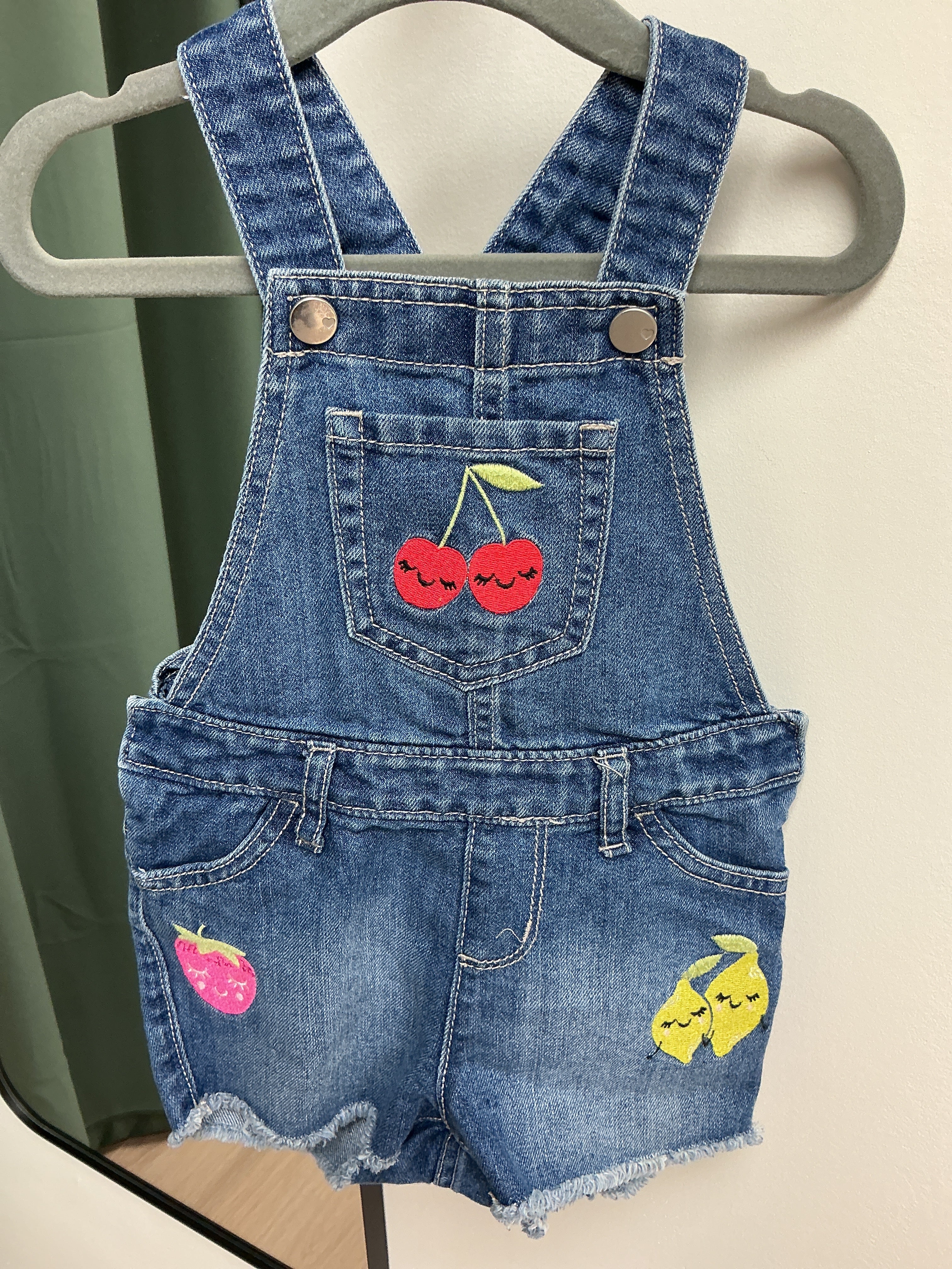 Children’s Place Jean fruit shortalls 2T