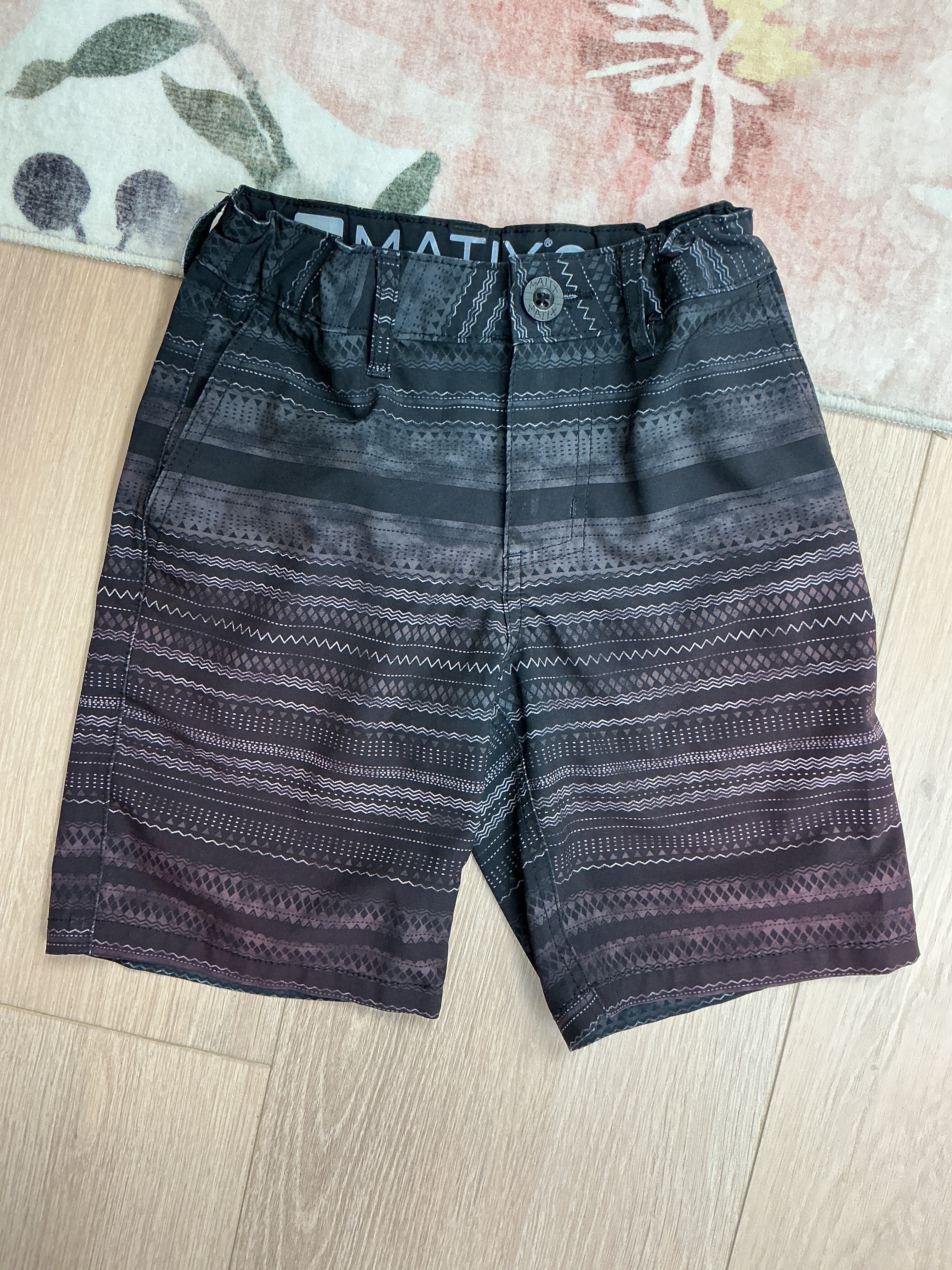 Matix black and red shorts 6Y