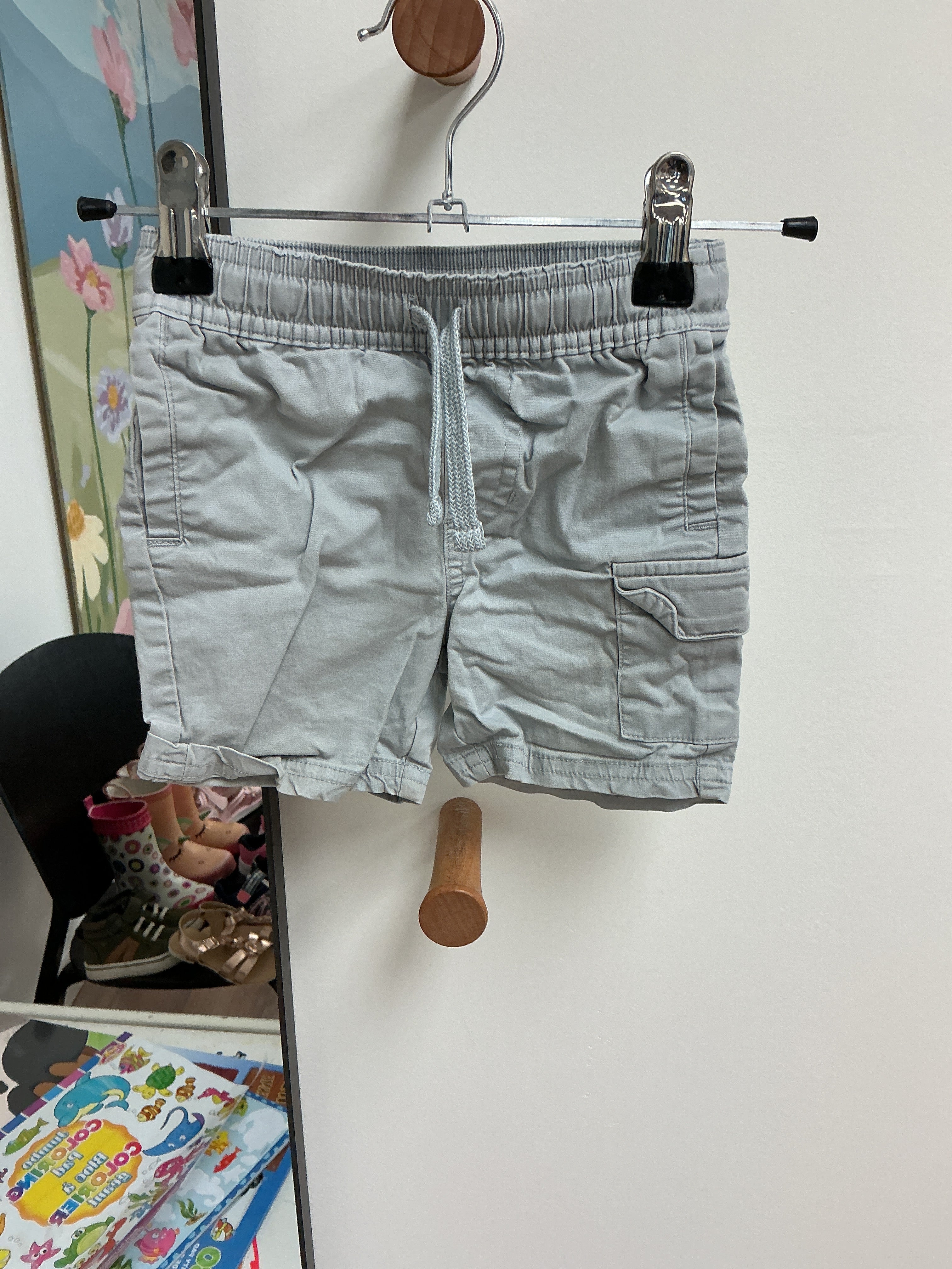 Andy & Evan tan cargo shorts 2